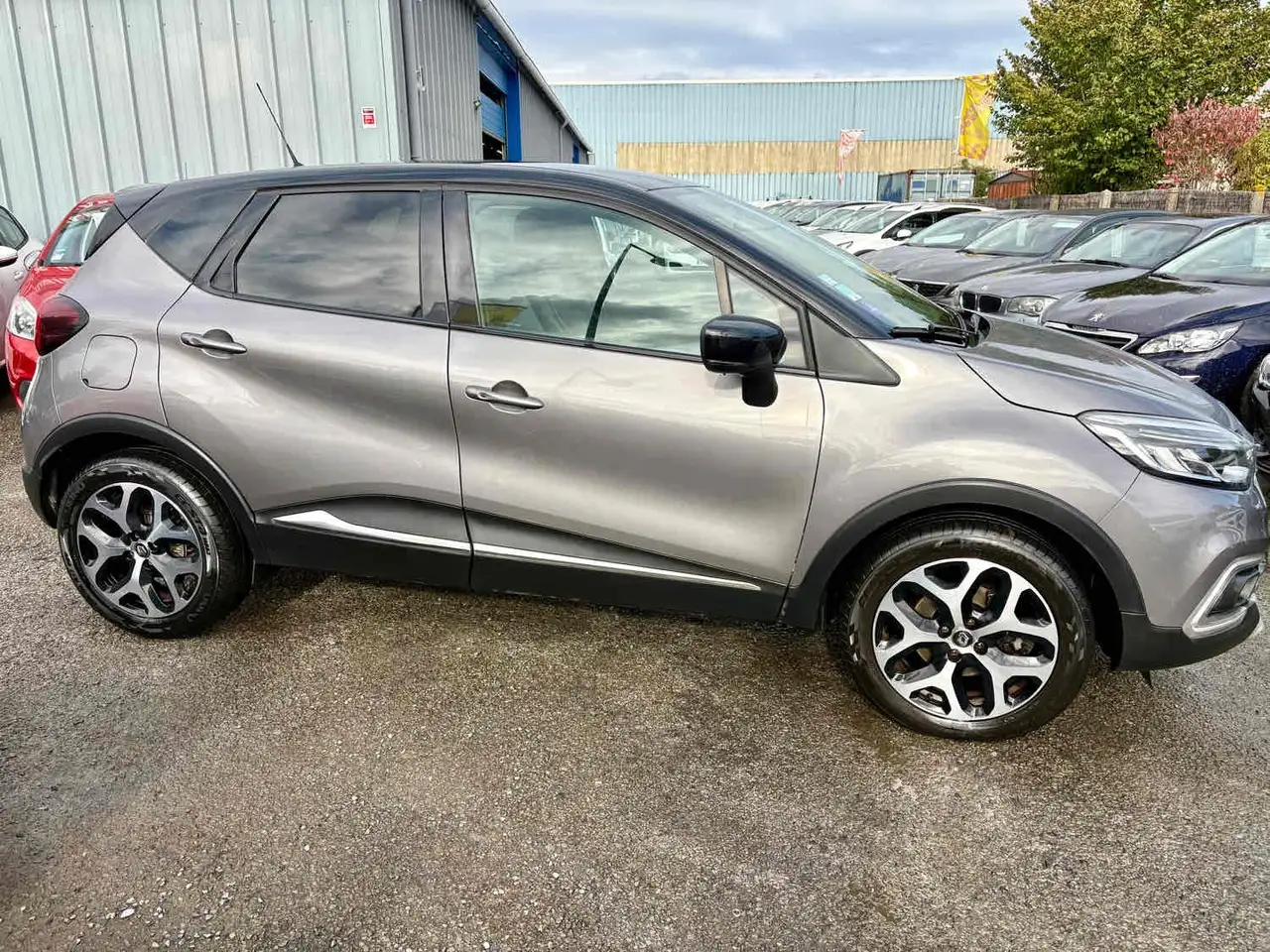 Renault Captur — photo 6
