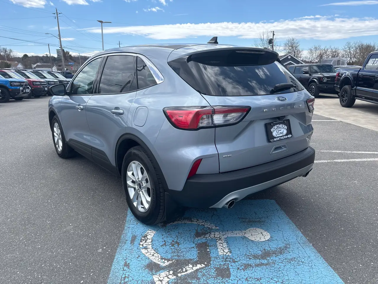 Ford Escape снимка Ford Escape