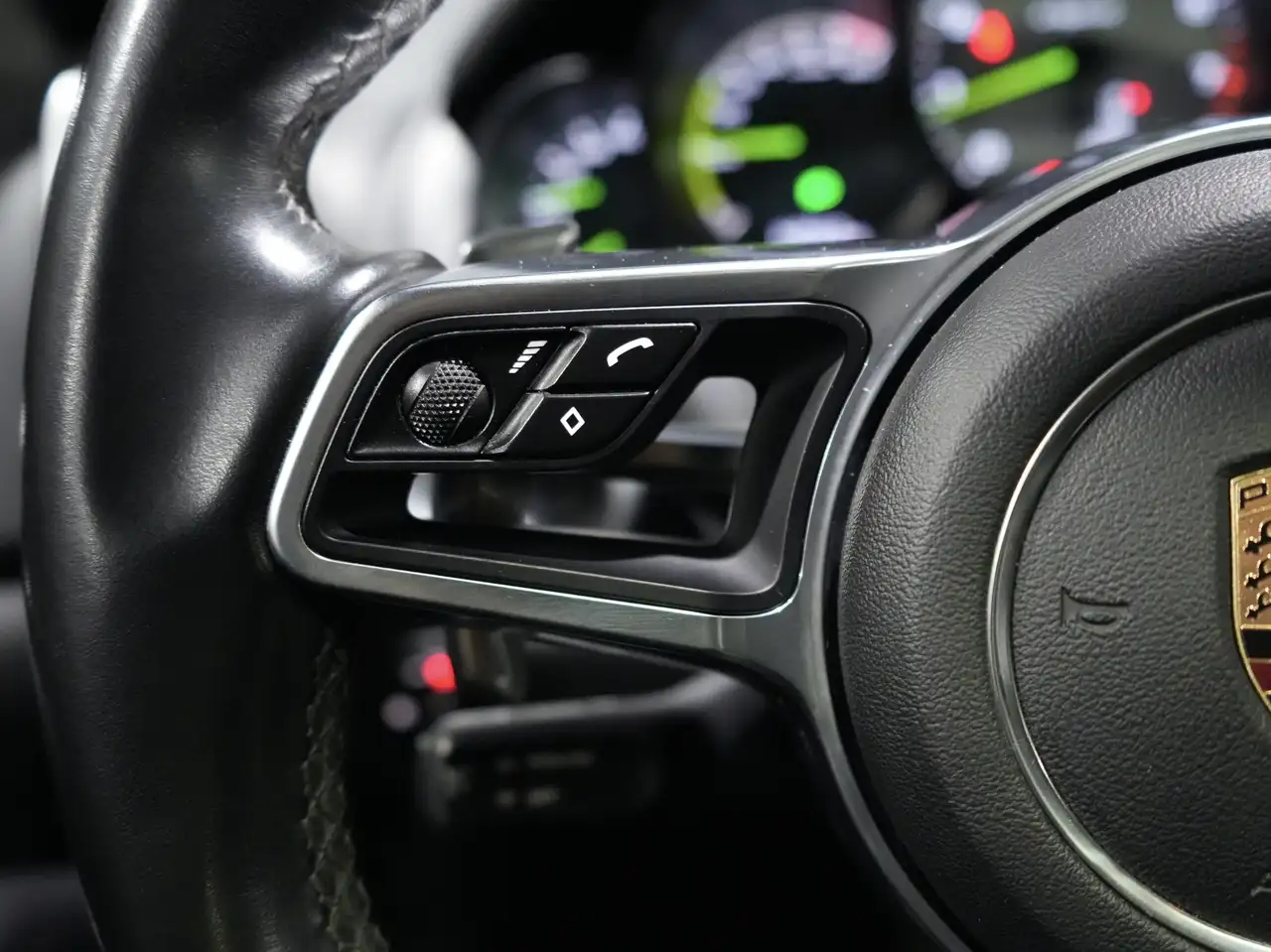 Porsche Cayenne снимка Porsche Cayenne