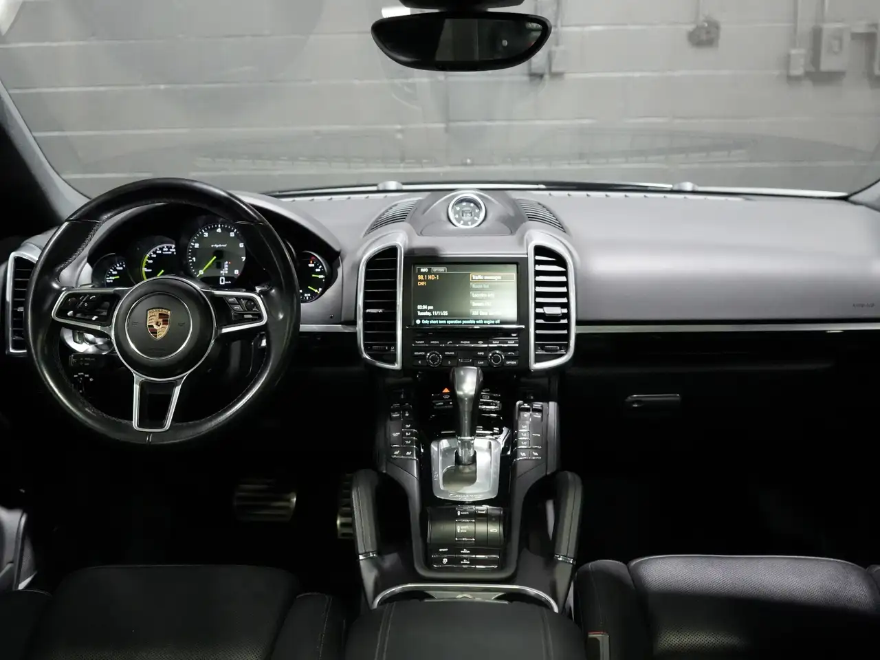 Porsche Cayenne снимка Porsche Cayenne