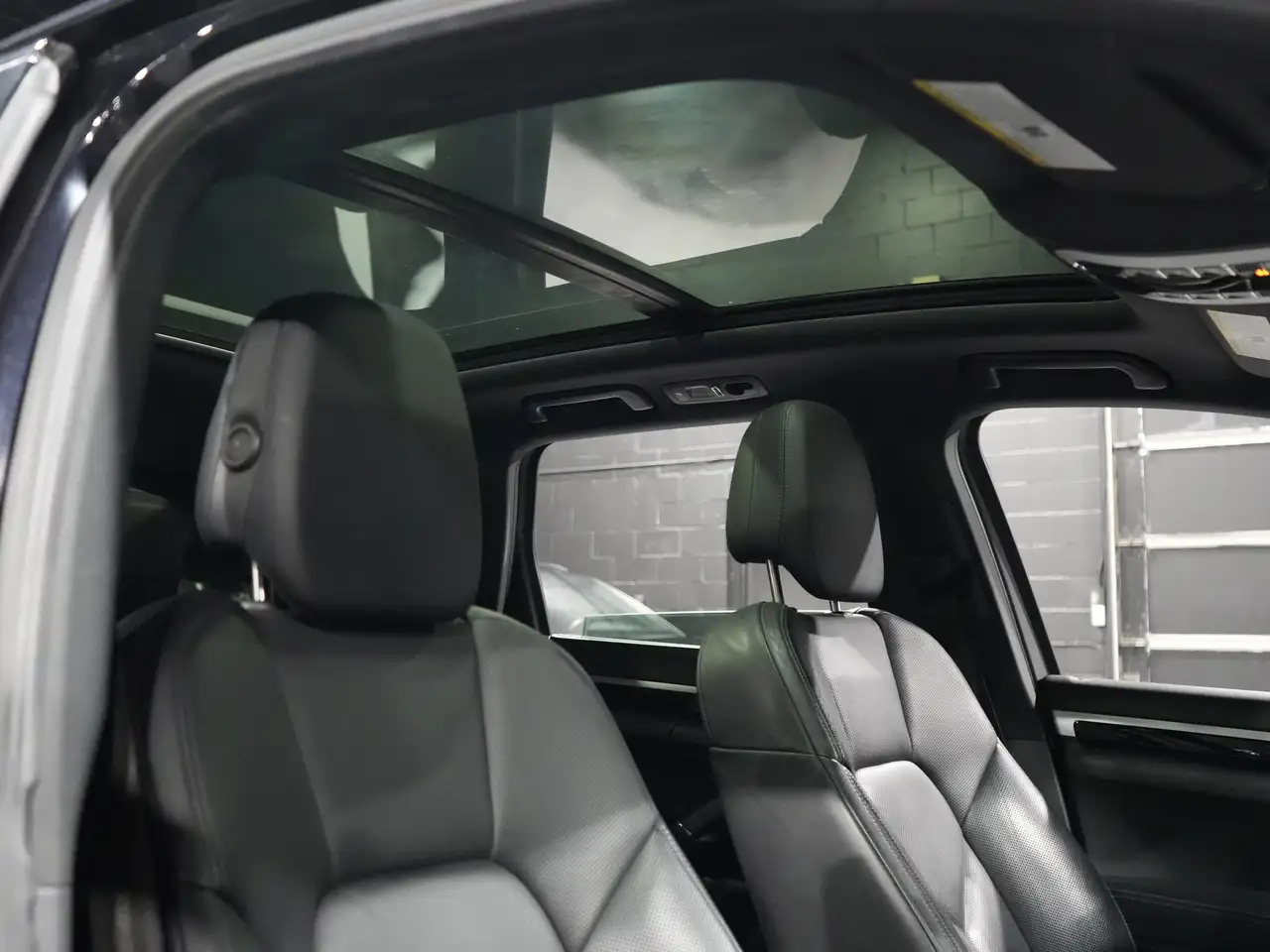 Porsche Cayenne снимка Porsche Cayenne