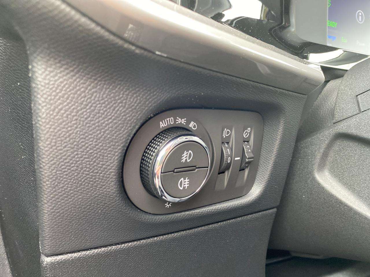 Opel Mokka E