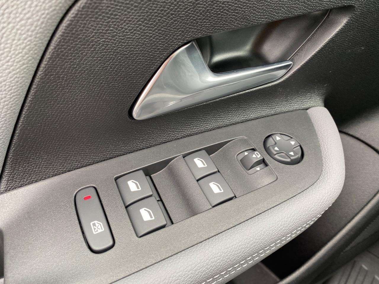 Opel Mokka E