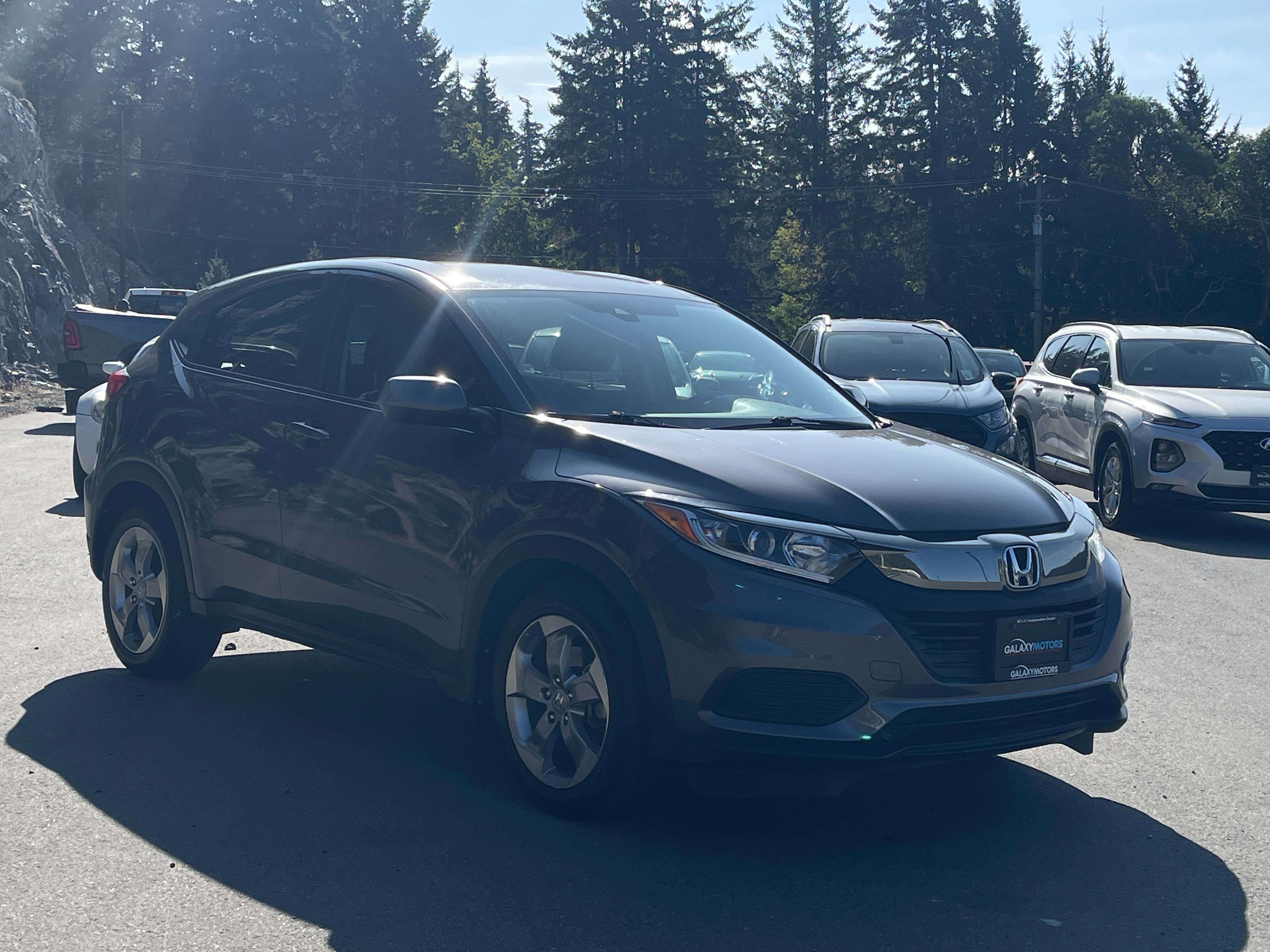 2022 Honda HR-V LX- BC Local, Lane Departure Assist & Heated Seats — снимка 1