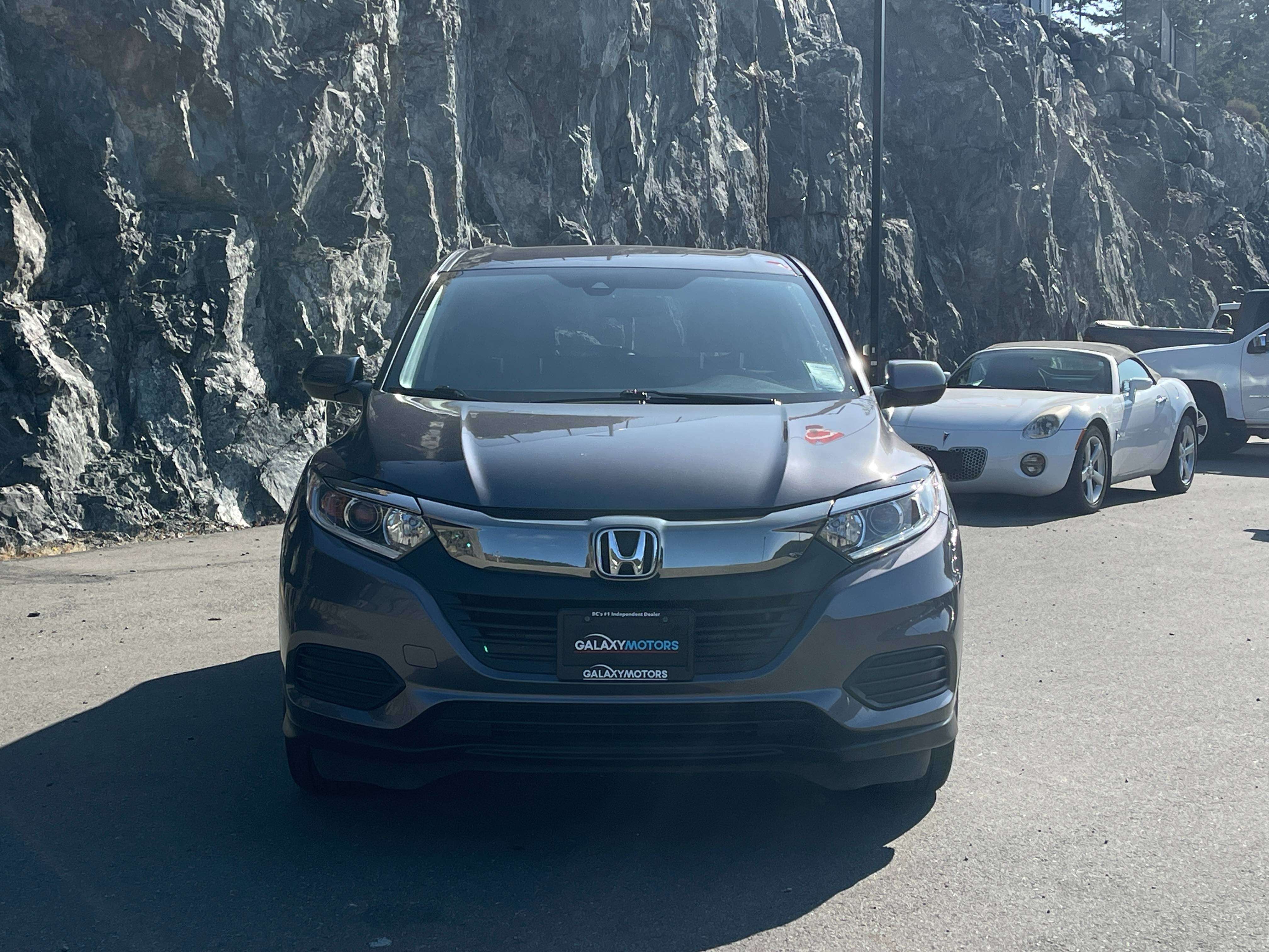 2022 Honda HR-V LX- BC Local, Lane Departure Assist & Heated Seats — снимка 1