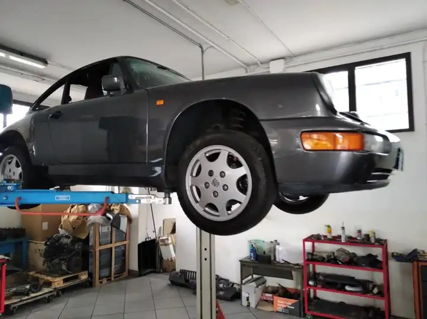 Porsche 964 911 Carrera 4 - 1