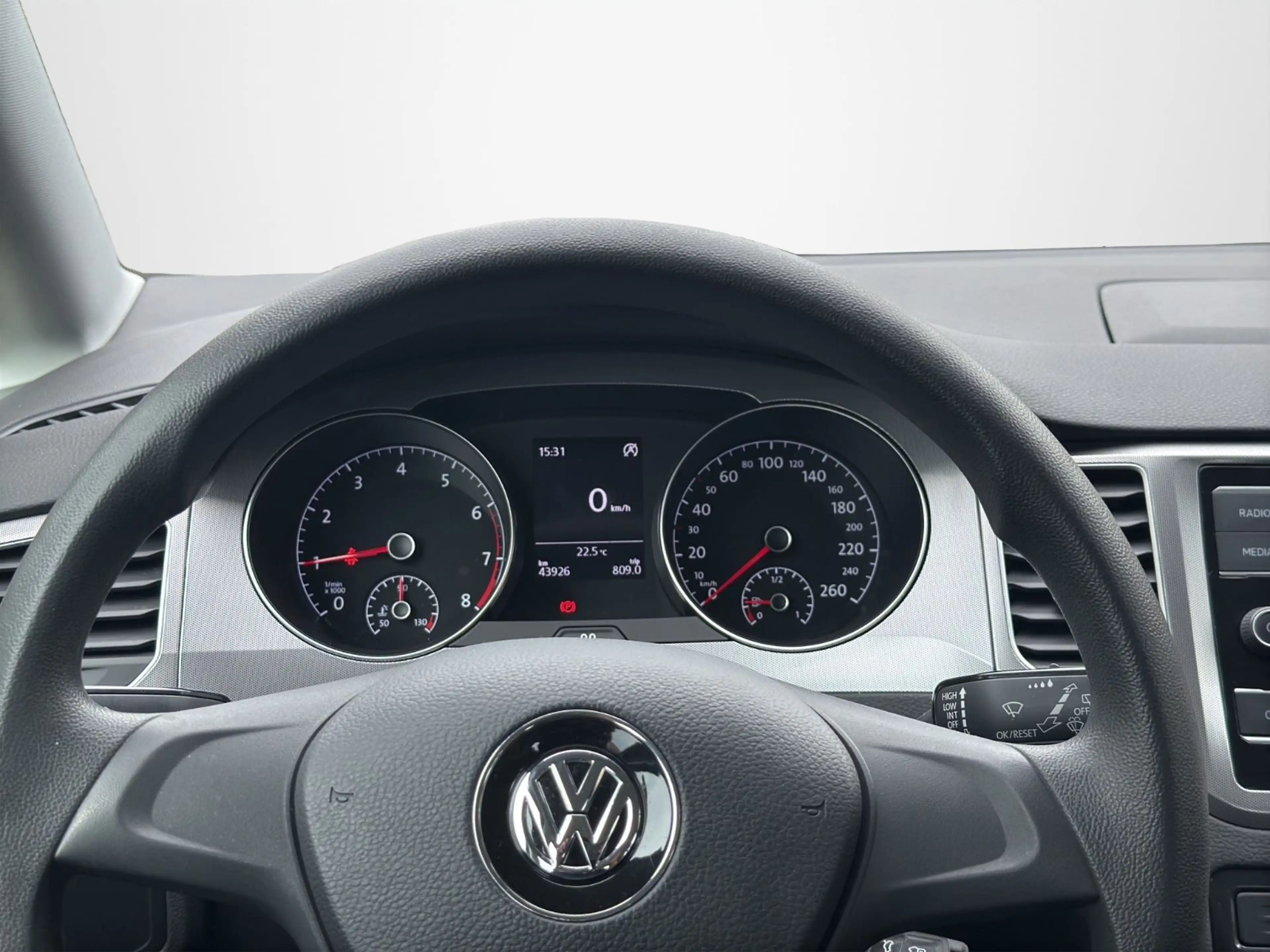 Volkswagen Golf Sportsvan — photo 12