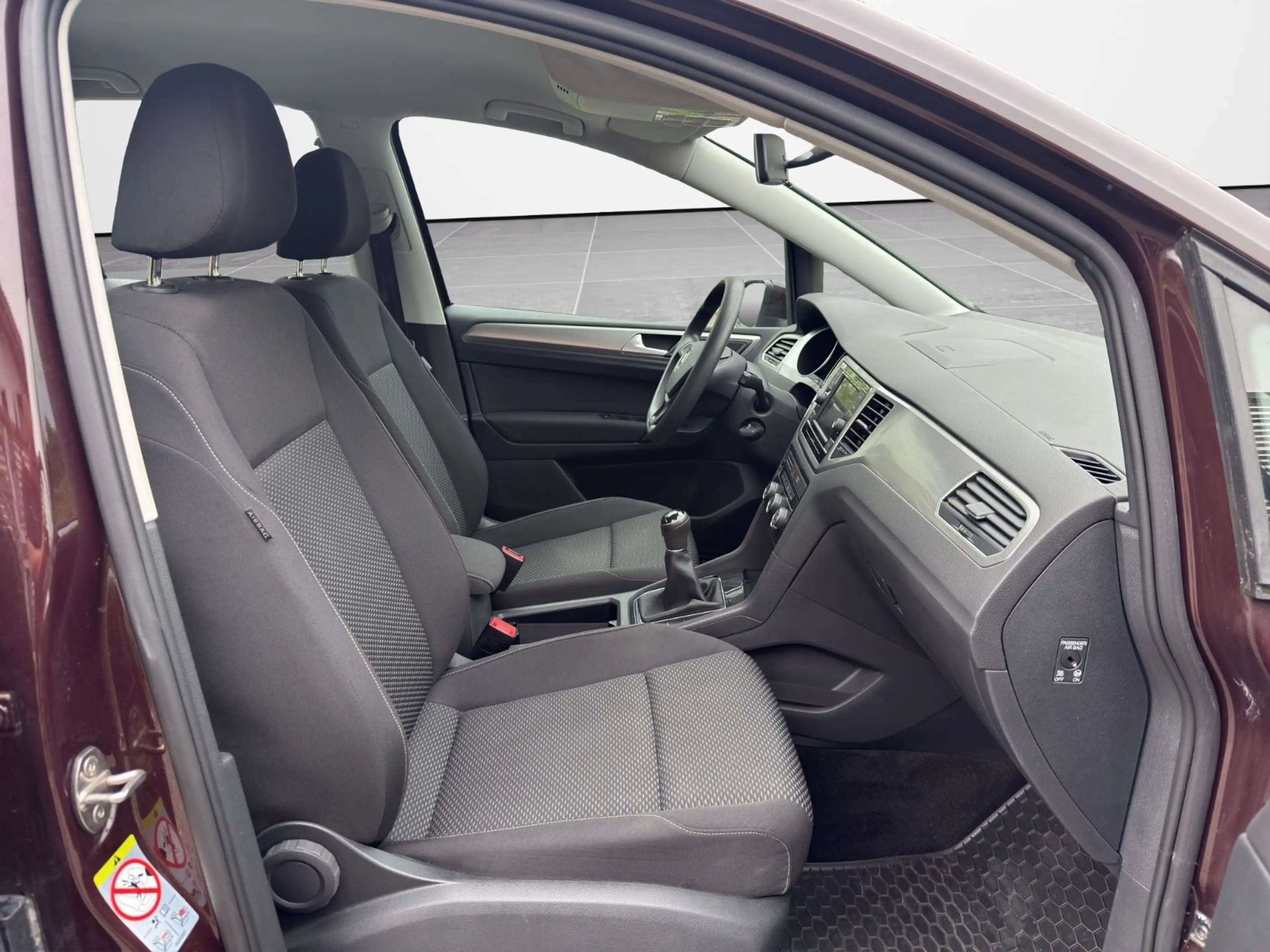 Volkswagen Golf Sportsvan — photo 8