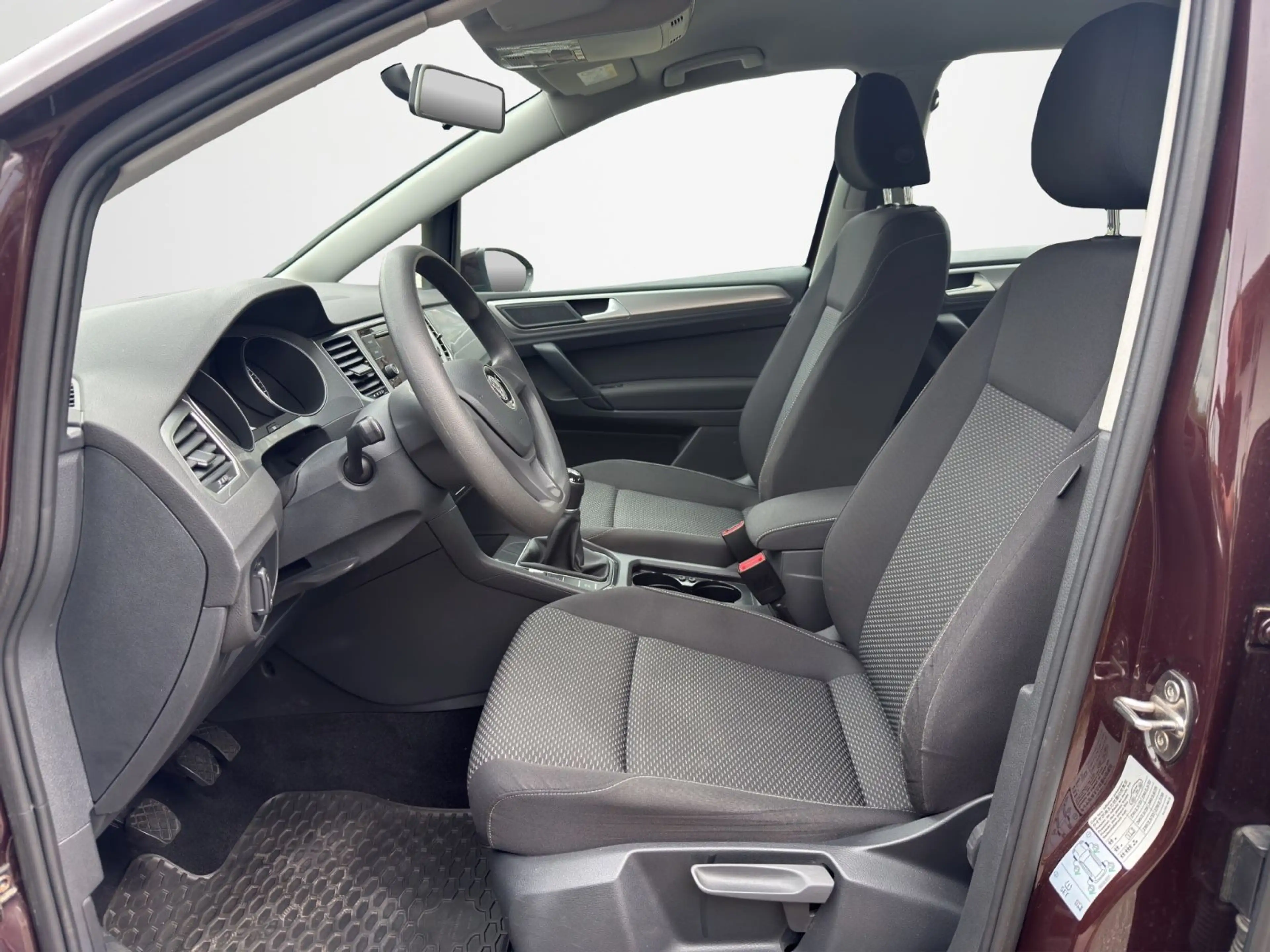 Volkswagen Golf Sportsvan — photo 7
