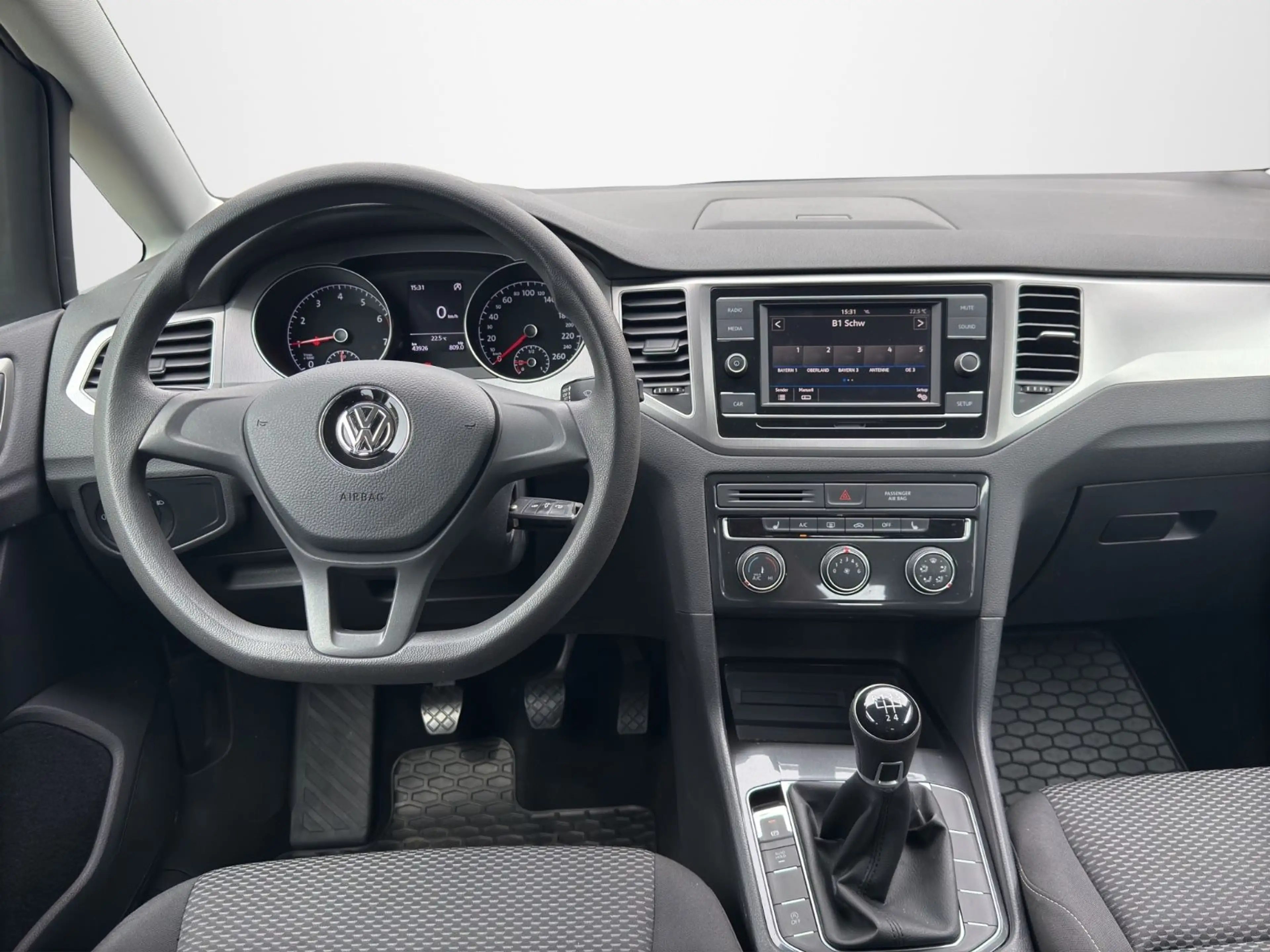 Volkswagen Golf Sportsvan — photo 13