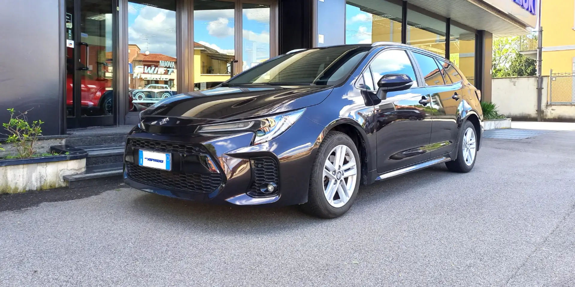 Suzuki Swace 1.8 Hybrid E-CVT 2WD Top Maro - 1