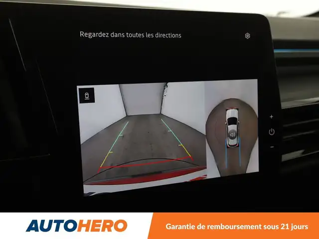 Renault Austral view 23