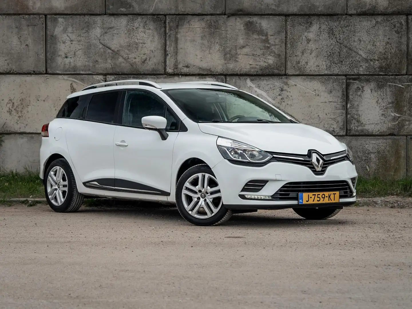 Renault Clio Estate 0.9 TCe Zen | 2020 | CarPlay | Navi | Cruis Wit - 1