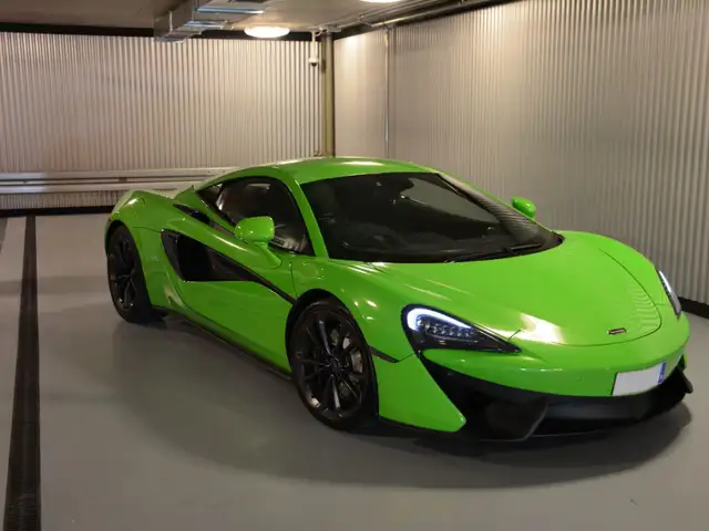McLaren 540C Coupe