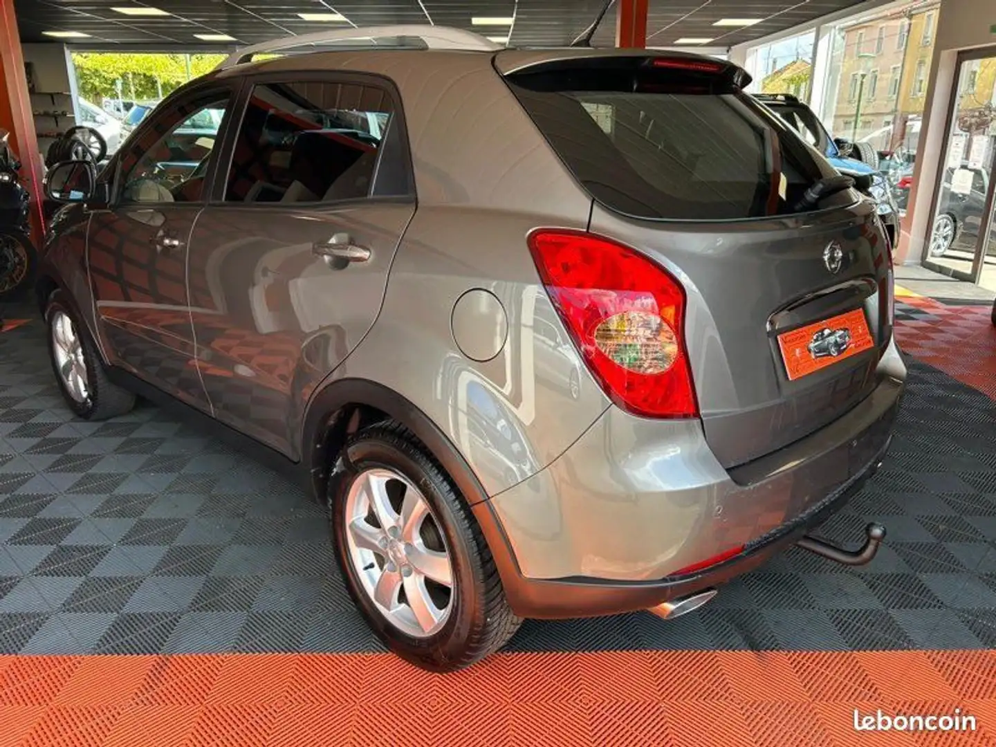 SsangYong Korando 4x2 Pack Quartz 2.0 TD BVA 175 cv Garantie 12 mois - 2