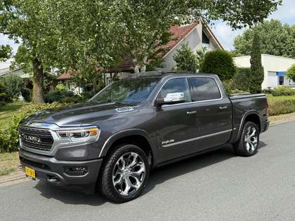 Dodge RAM 1500 5.7 V8 4x4 401PK LPG Limited•Pano