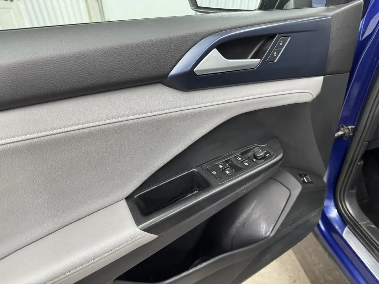 Volkswagen Taos снимка Volkswagen Taos