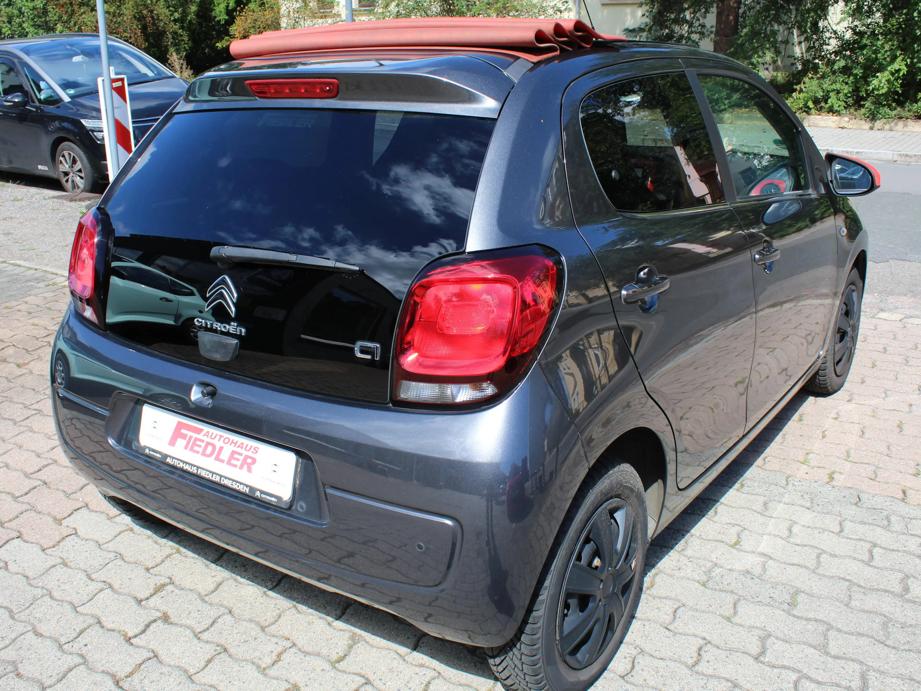 Citroen C1 C1 5-Türer AIRSCAPE VTi 72 S — photo 3