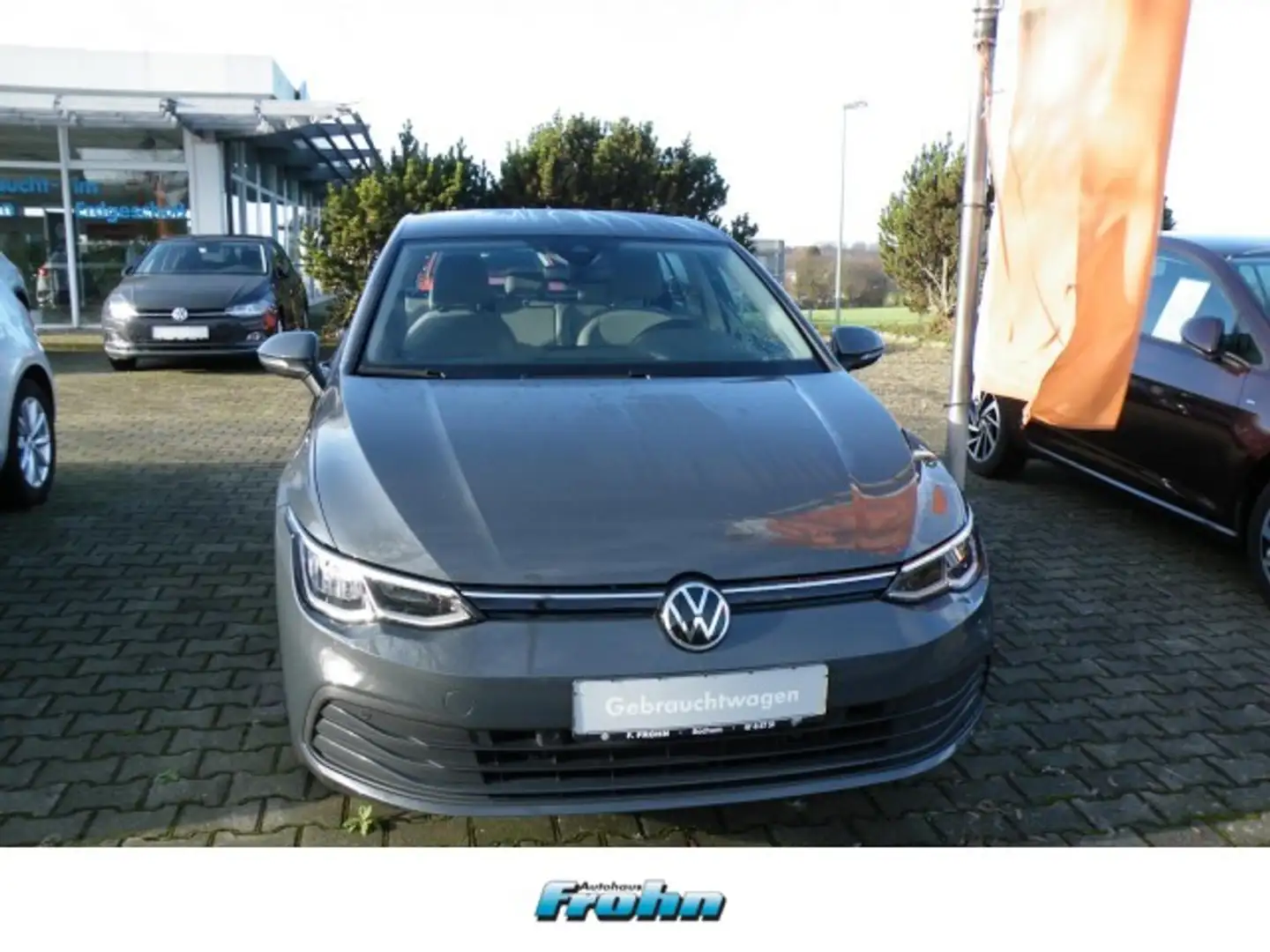 Volkswagen Golf VIII Klima Navi Einparkhilfe Sitzheizung Grau - 1