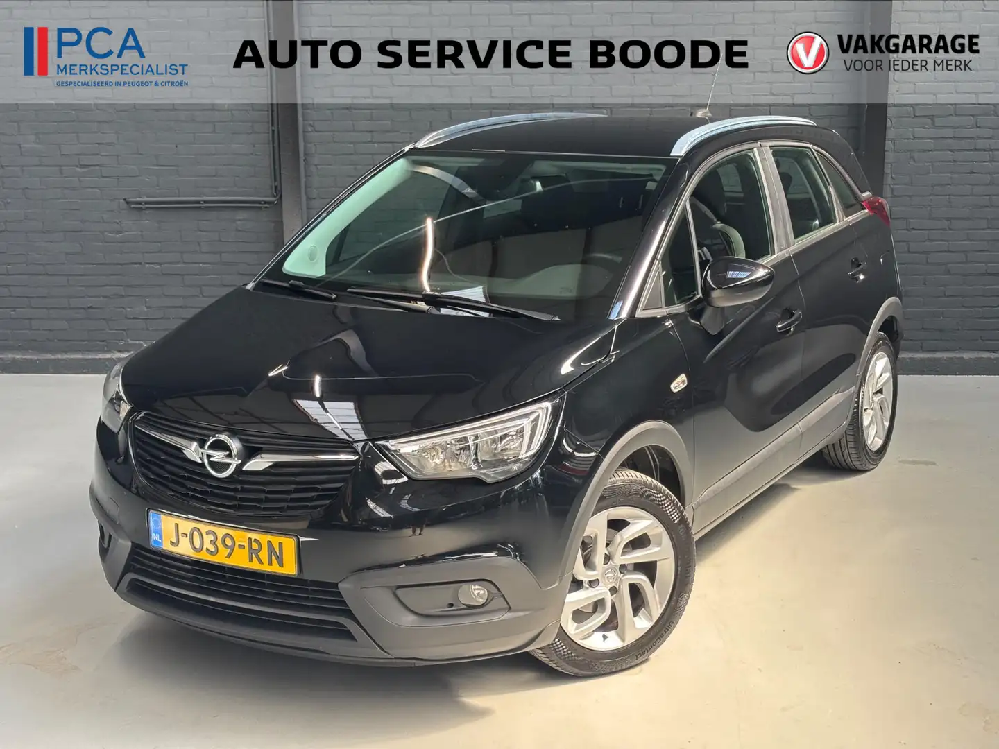 Opel Crossland X 1.2 (82 pk) Edition Plus - navigatie - airco - par Schwarz - 1