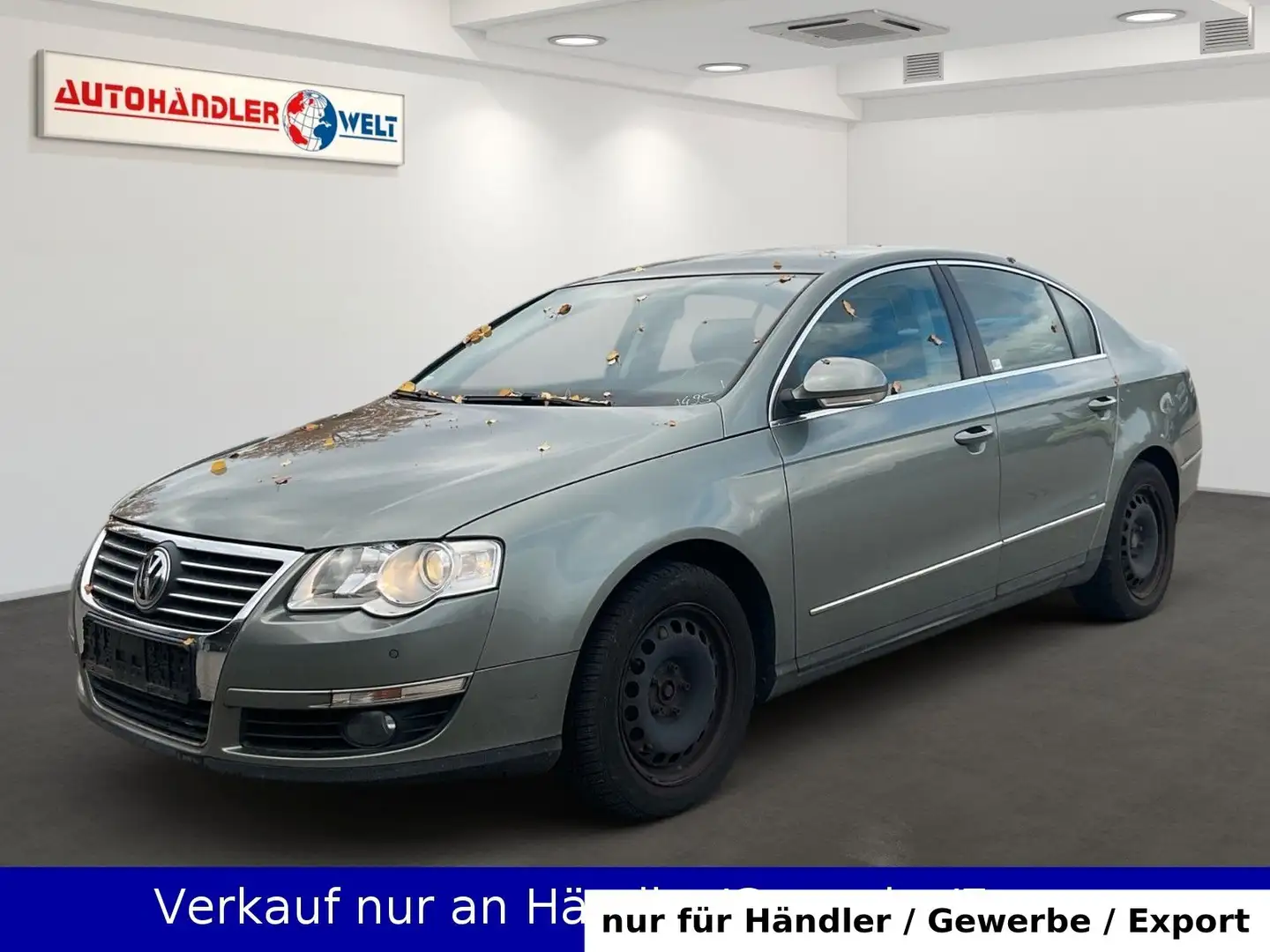 Volkswagen Passat 2.0 Lim. Highline Automatik Grün - 1