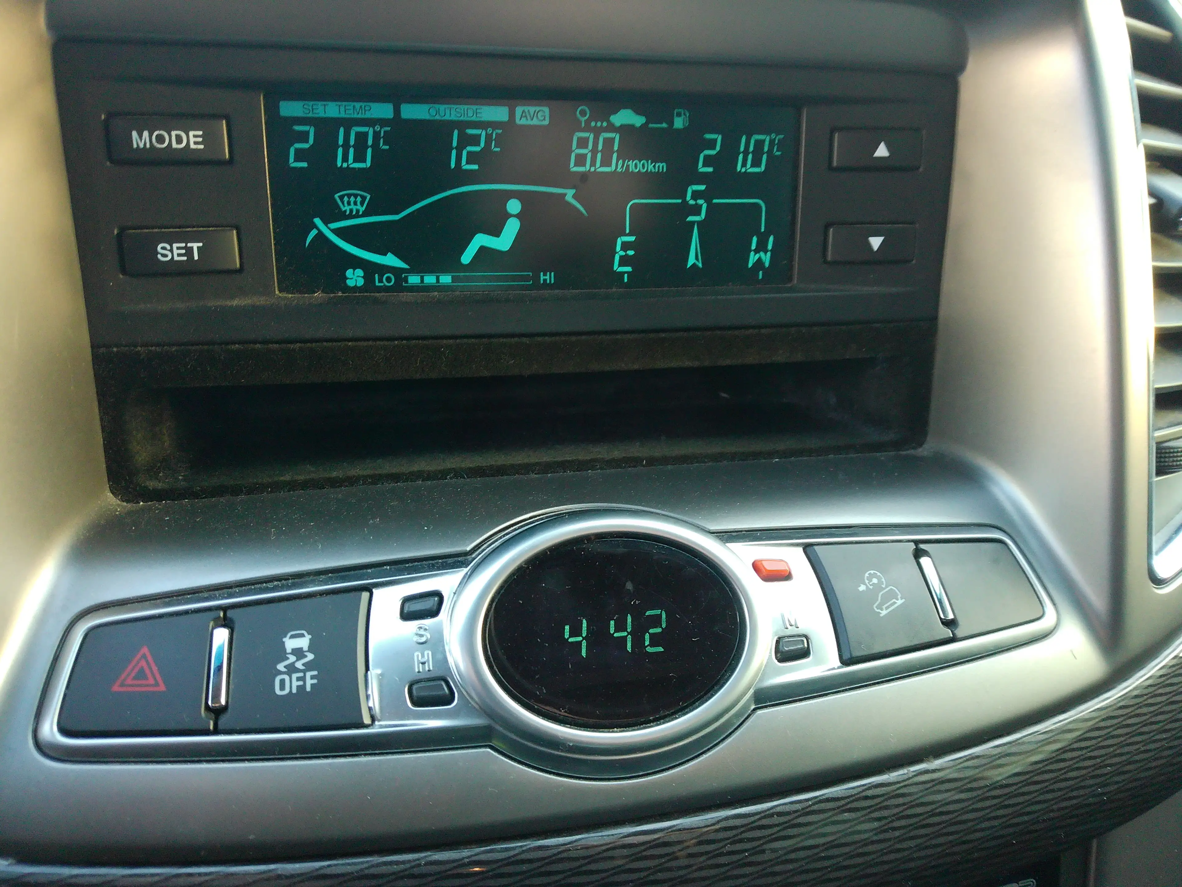Chevrolet Captiva Captiva LTZ 2,2 4WD LTZ — photo 14