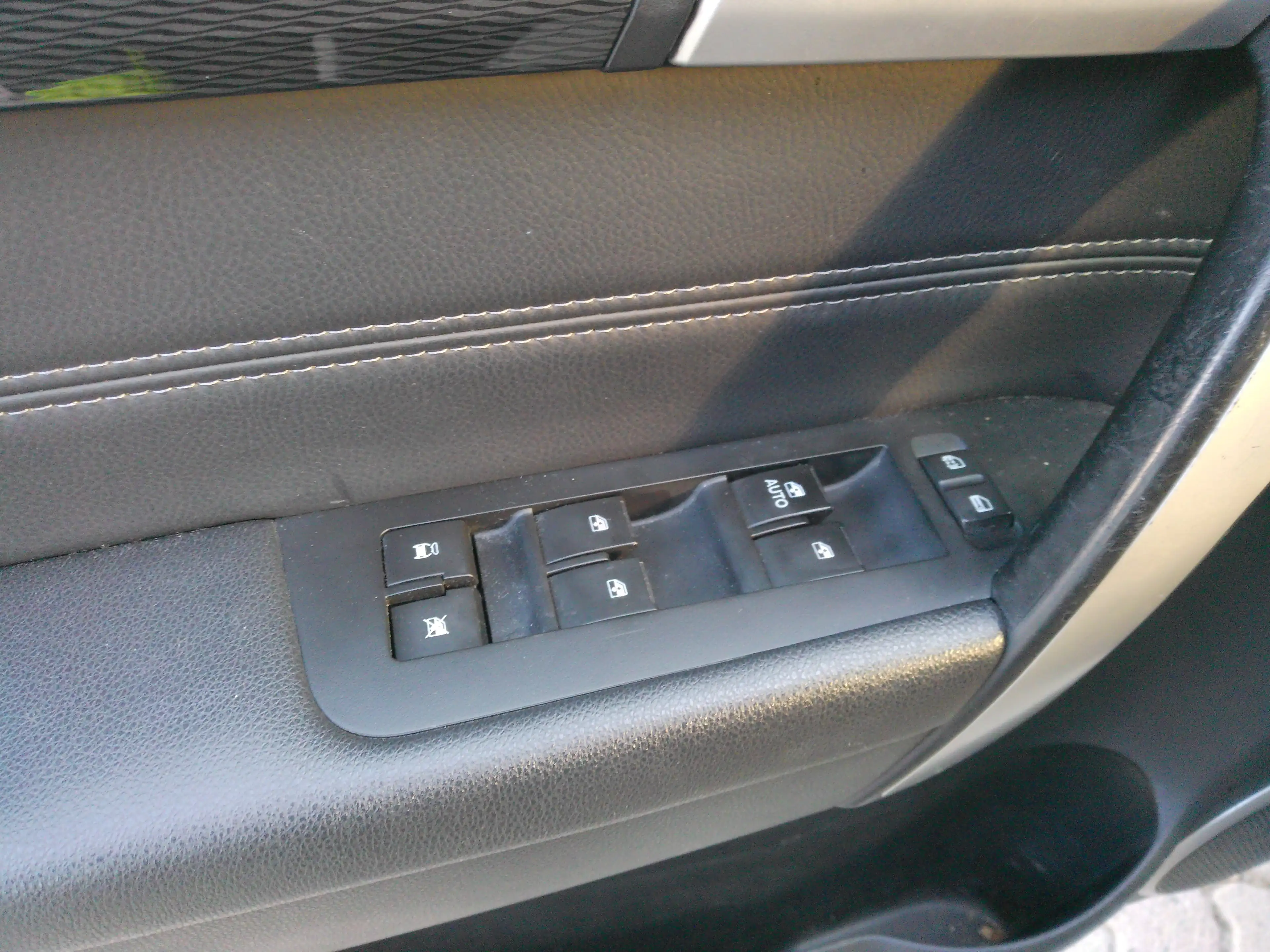 Chevrolet Captiva Captiva LTZ 2,2 4WD LTZ — photo 8