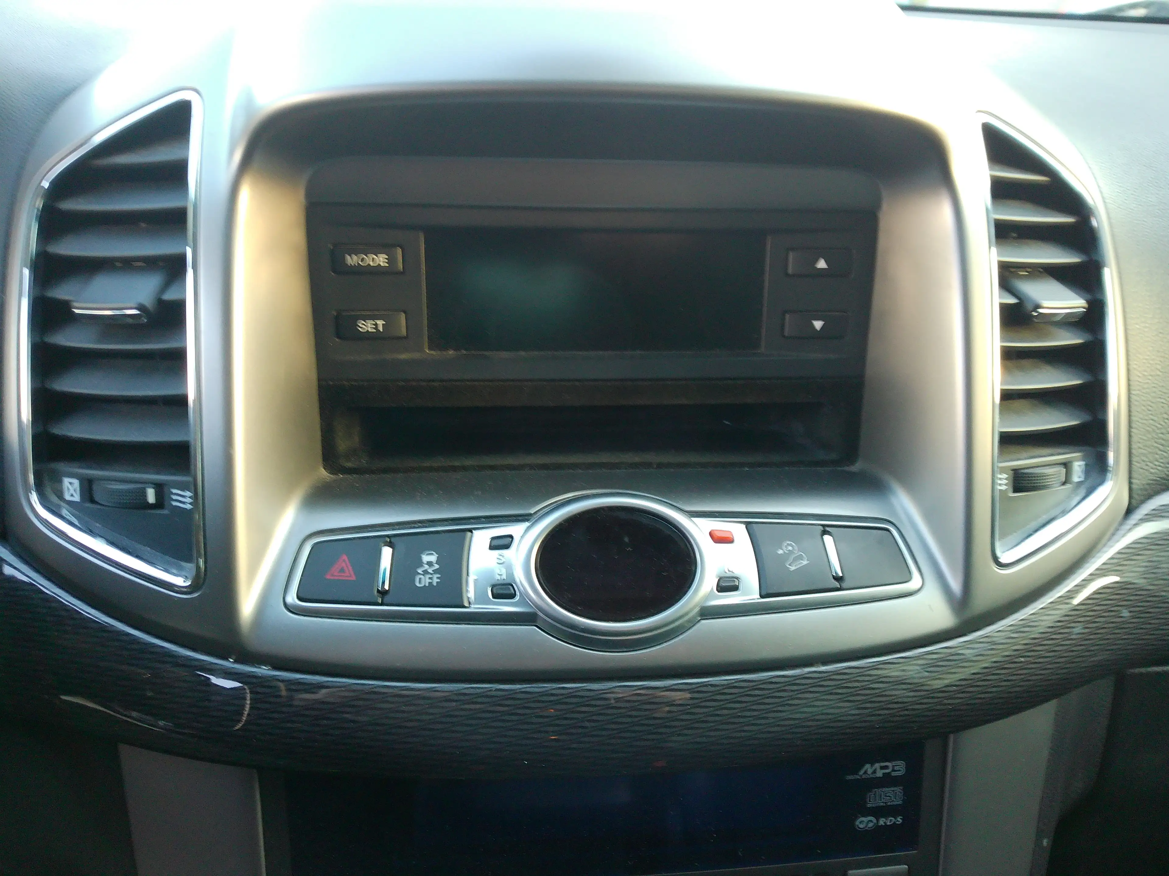 Chevrolet Captiva Captiva LTZ 2,2 4WD LTZ — photo 10