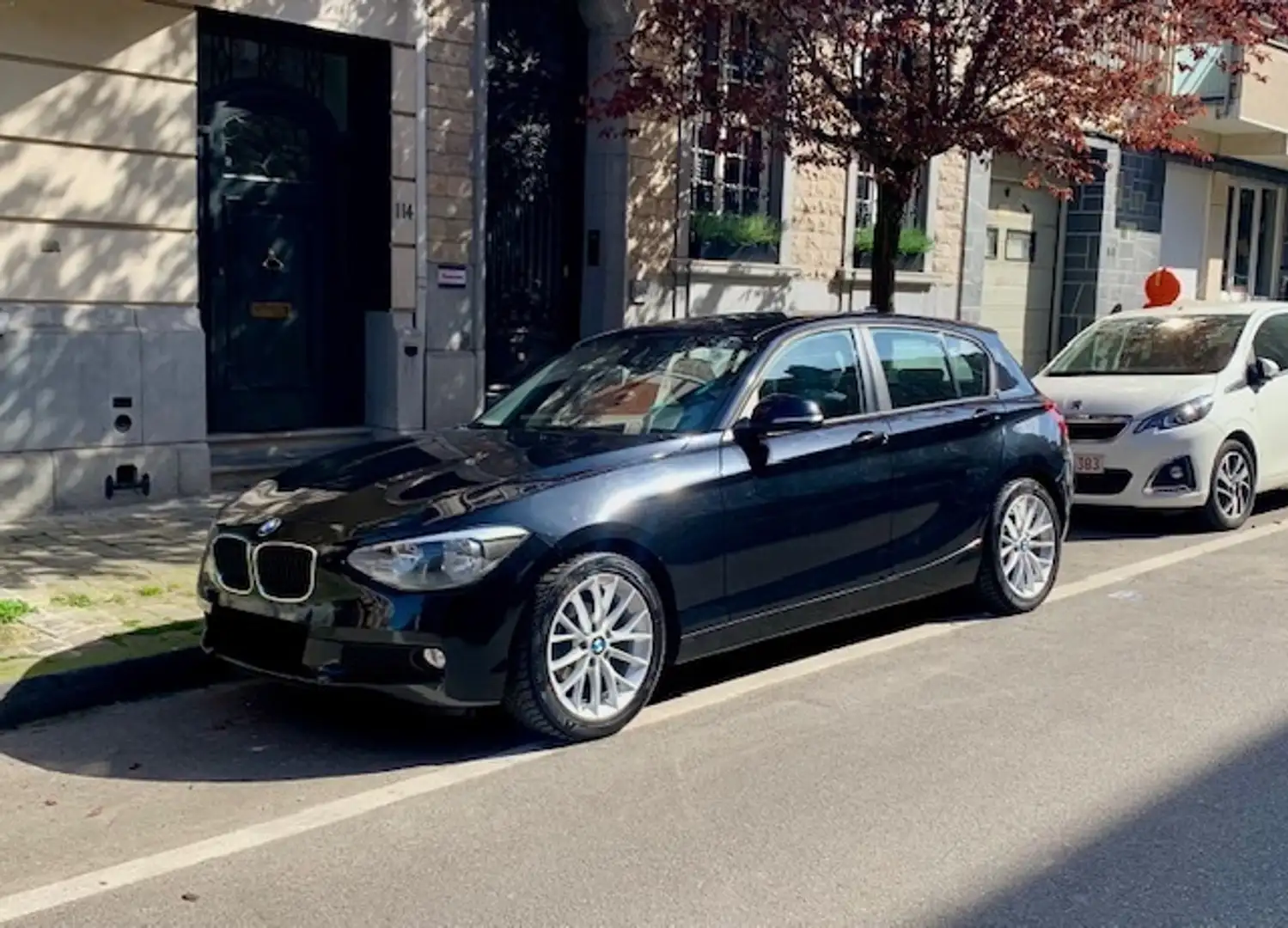 BMW 116 Faible KM - entretien et freins neufs Noir - 2