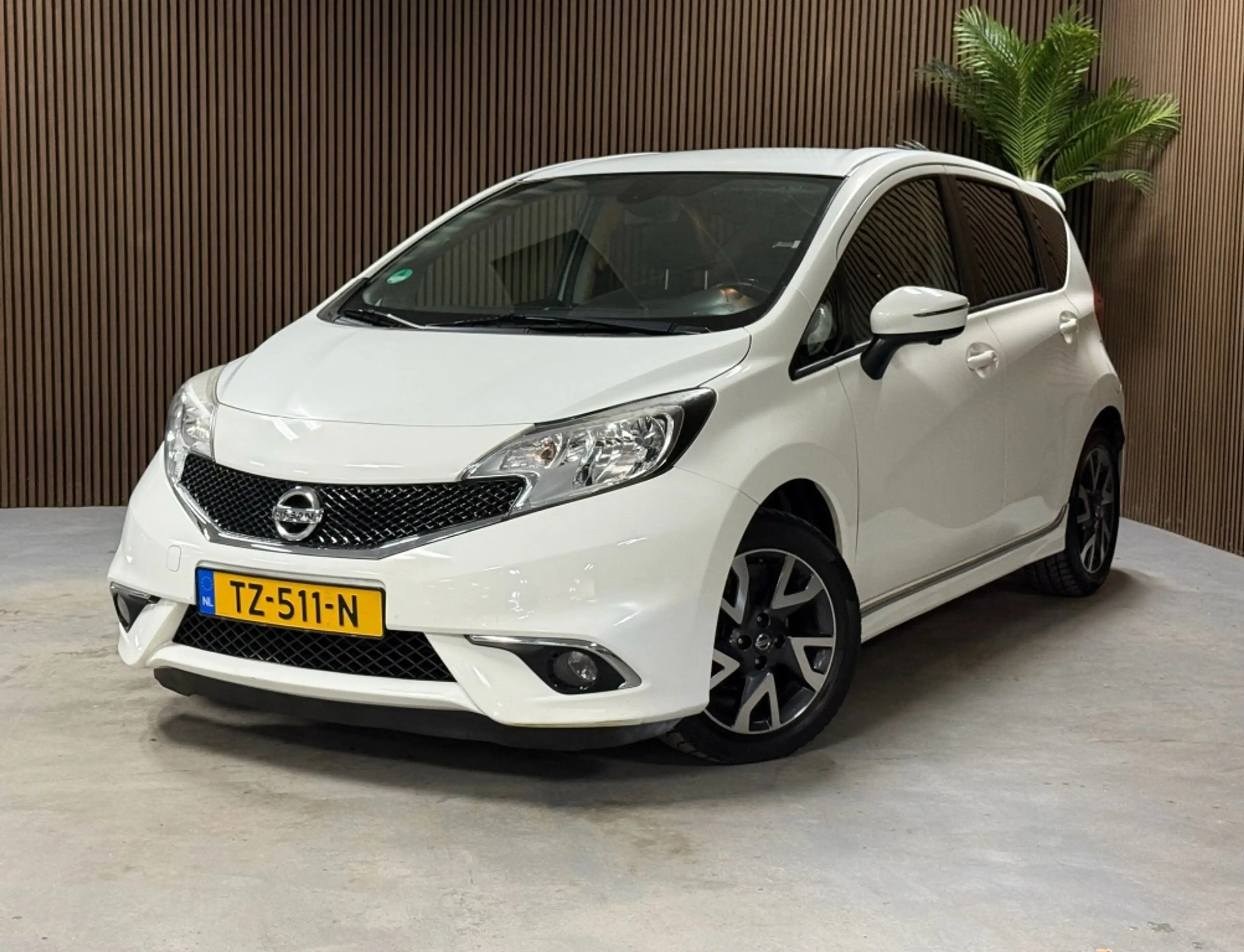 Nissan Note 1.2 DIG-S Tekna, Nieuw D.Ketting