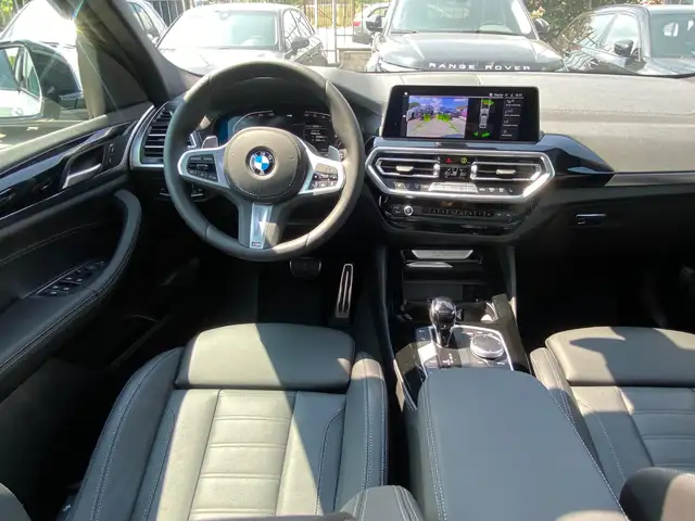 BMW X4 view 7