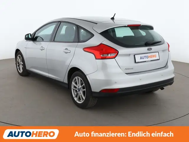 Ford Focus view 4