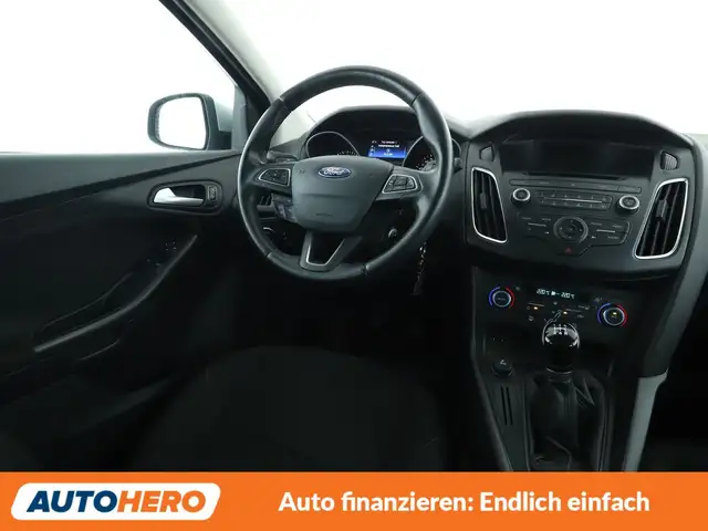Ford Focus view 13