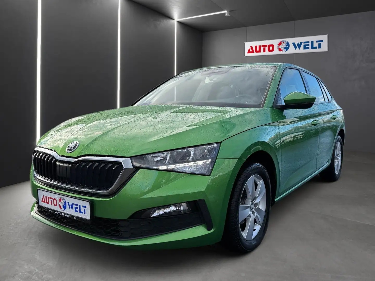 Skoda Scala 1.0 Active LED Tempomat Sitzheizung Grün - 1