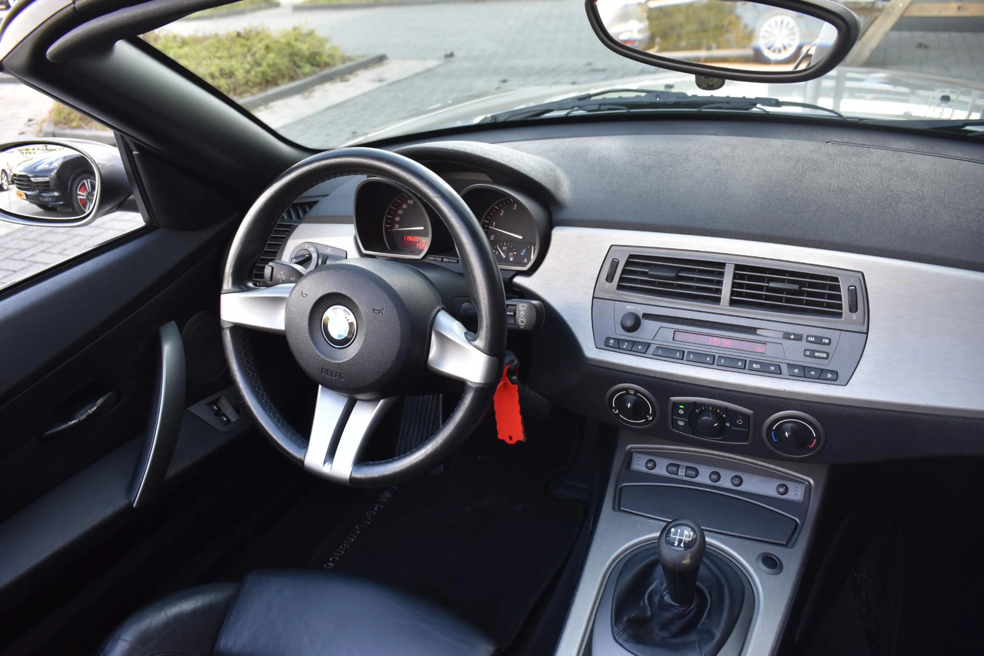 BMW Z4 Roadster 2.2i 6 cilinder LEDER SPORSTOELEN — photo 16