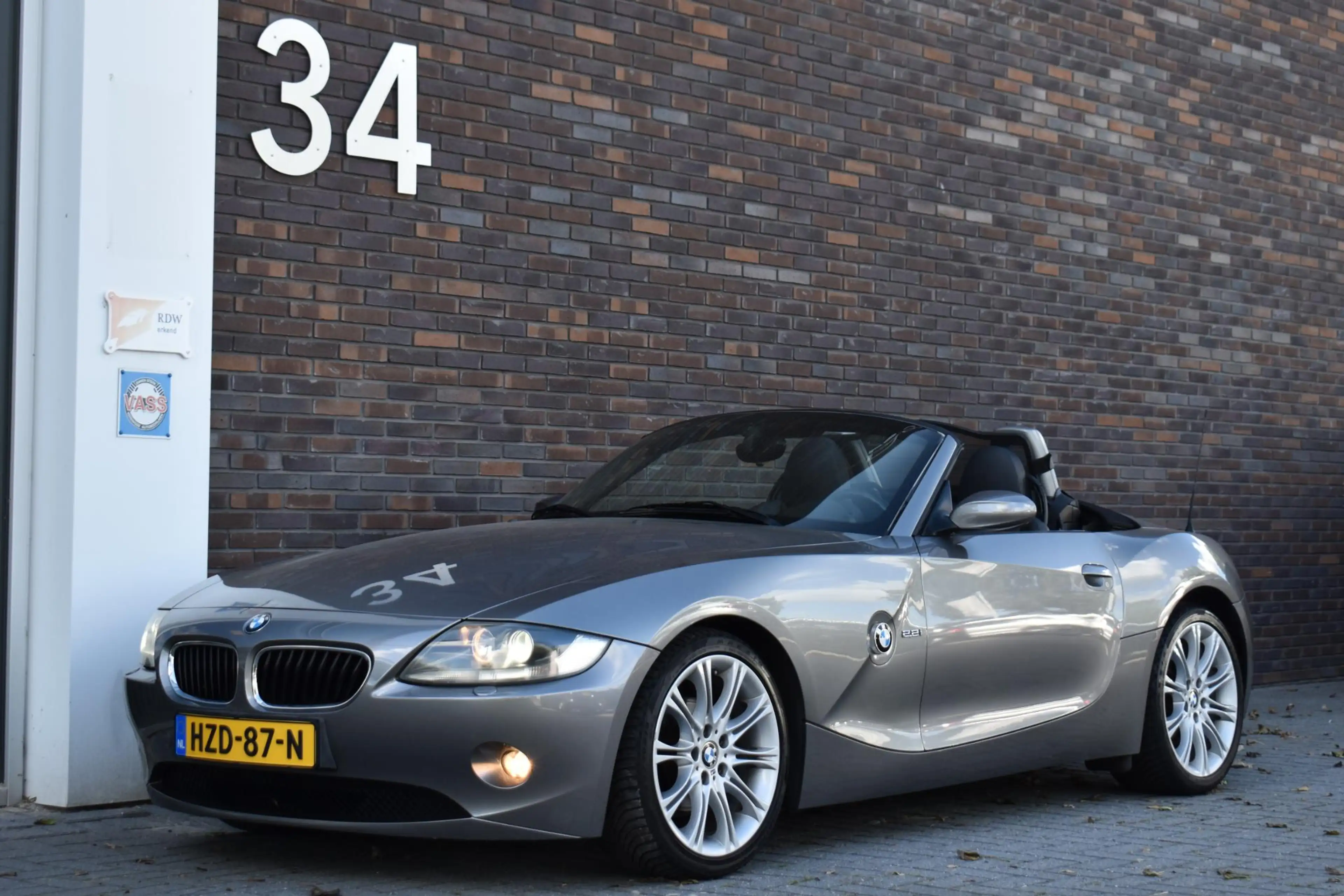 BMW Z4 Roadster 2.2i 6 cilinder LEDER SPORSTOELEN — photo 2