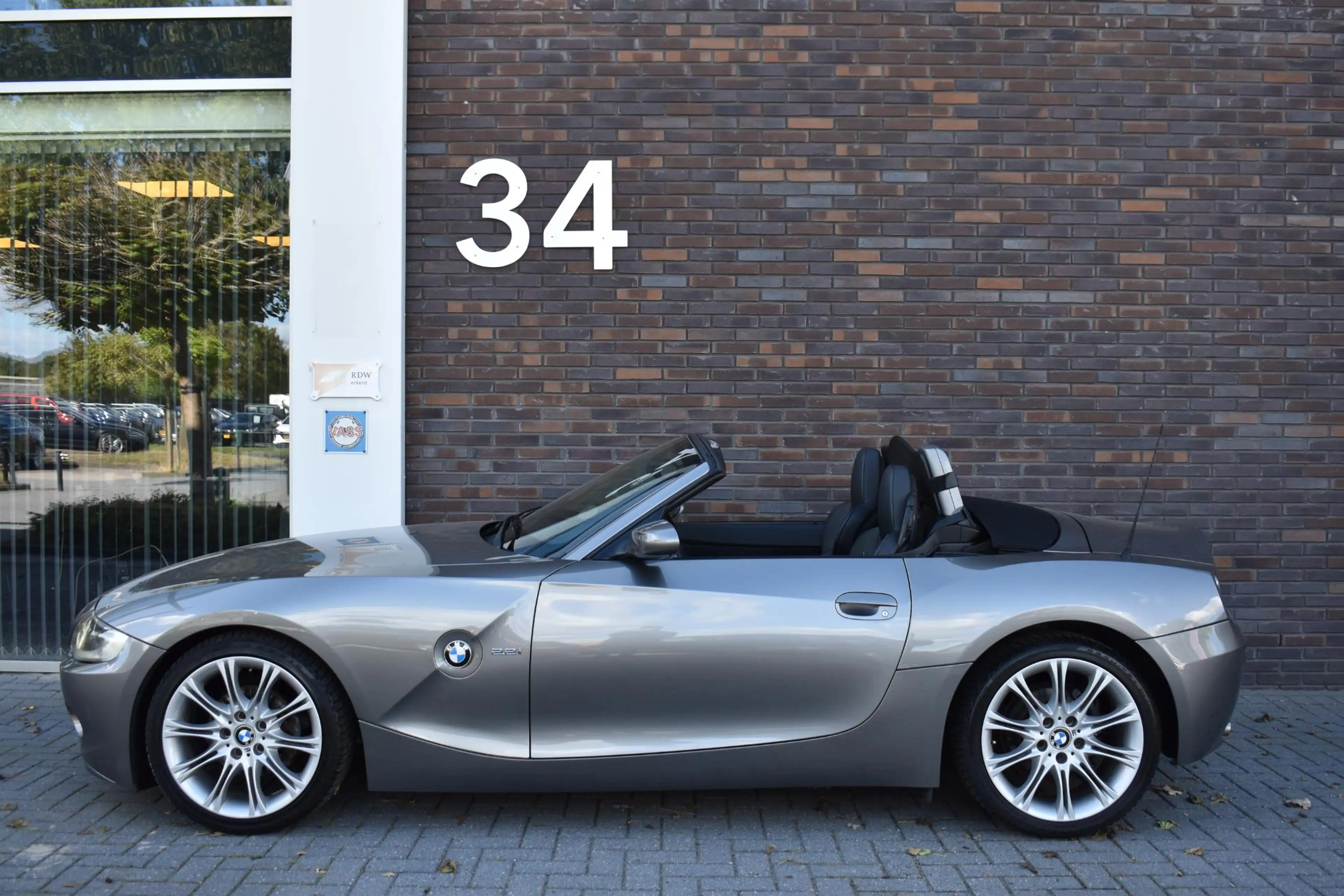 BMW Z4 Roadster 2.2i 6 cilinder LEDER SPORSTOELEN — photo 10