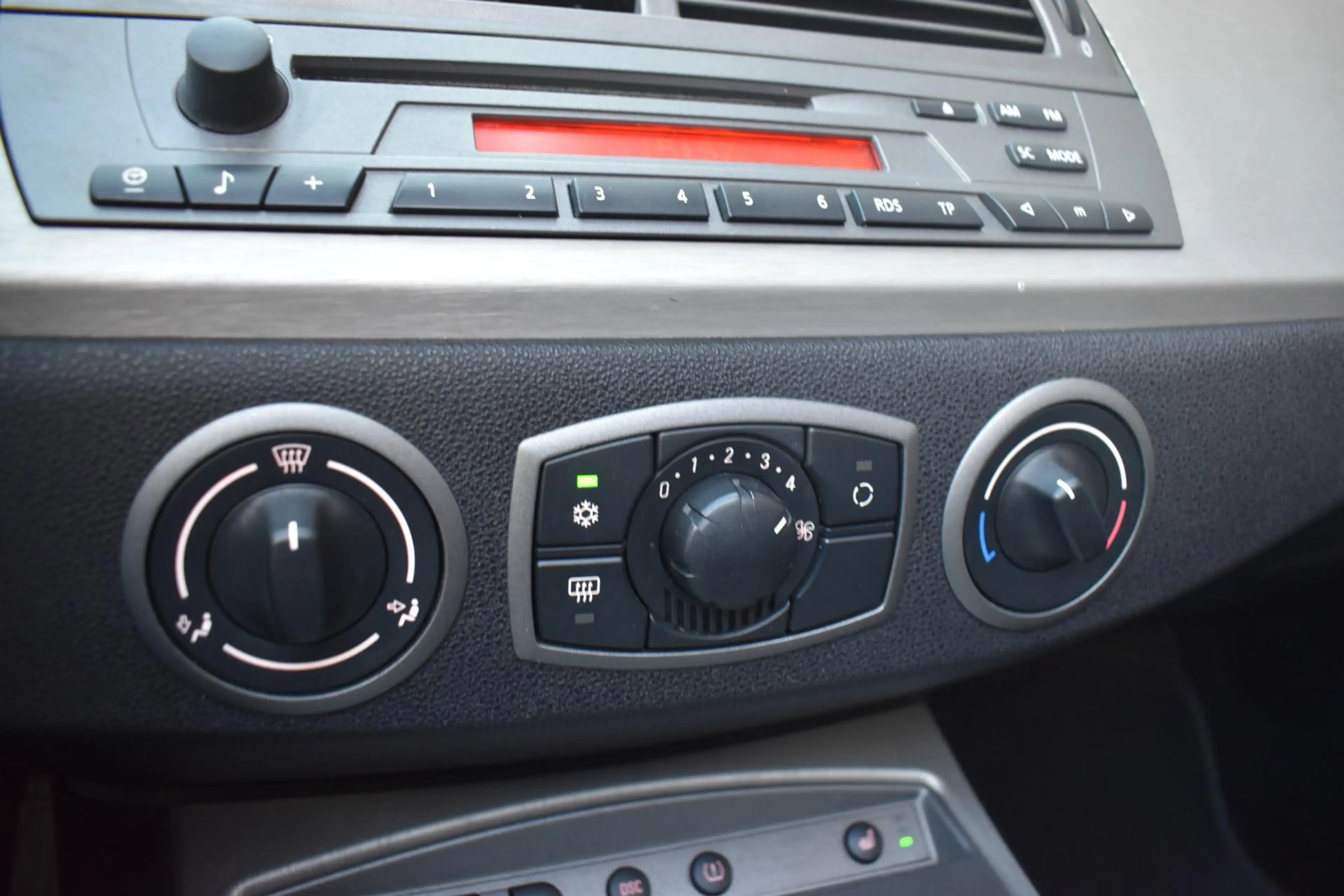BMW Z4 Roadster 2.2i 6 cilinder LEDER SPORSTOELEN — photo 27