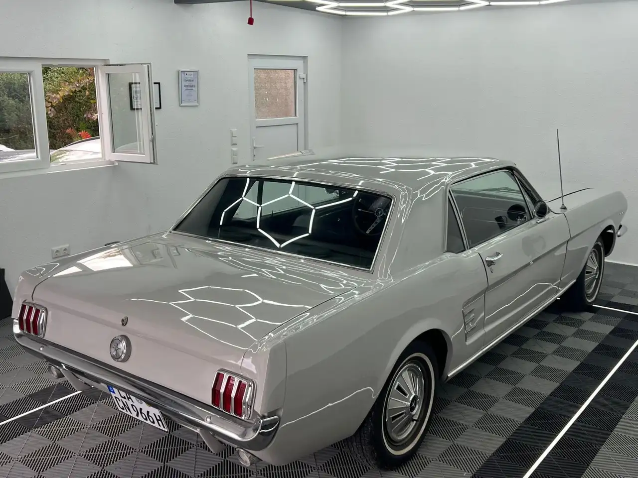 Ford Mustang V6/RESTAURIERT/H-ZULASSUNG/ORIGINAL, foto 11