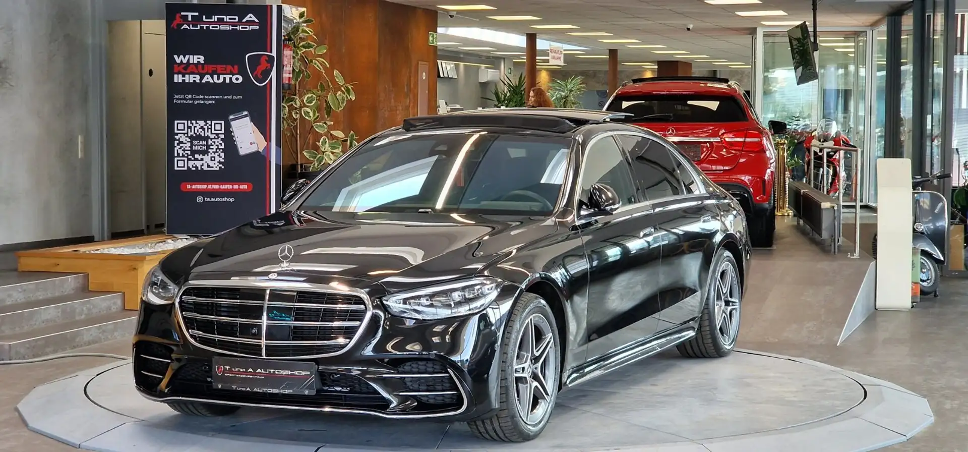 Mercedes-Benz S 580 e Lang AMG-Line 1-Hand Aut. *Head-up*Pano*360°*Luf Schwarz - 1
