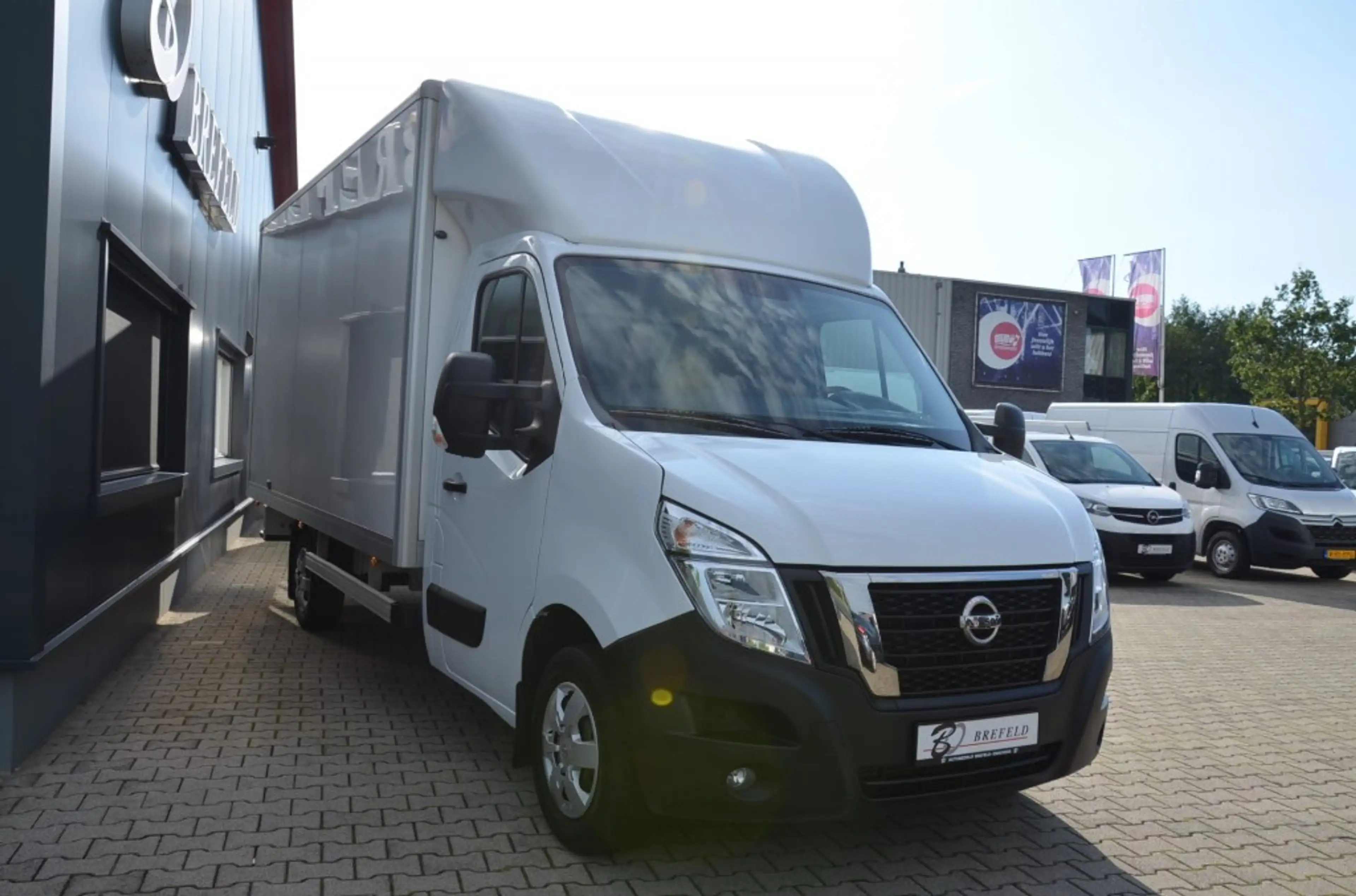 Nissan Interstar 2.3 DCI Interstar/master Meubelbak/ bakwagen — photo 2