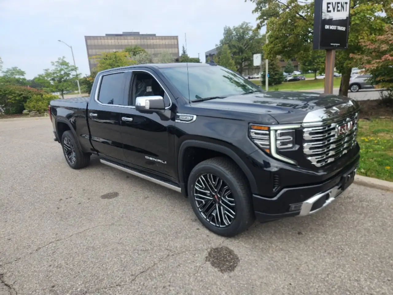 GMC Sierra 1500 fotografie GMC Sierra 1500