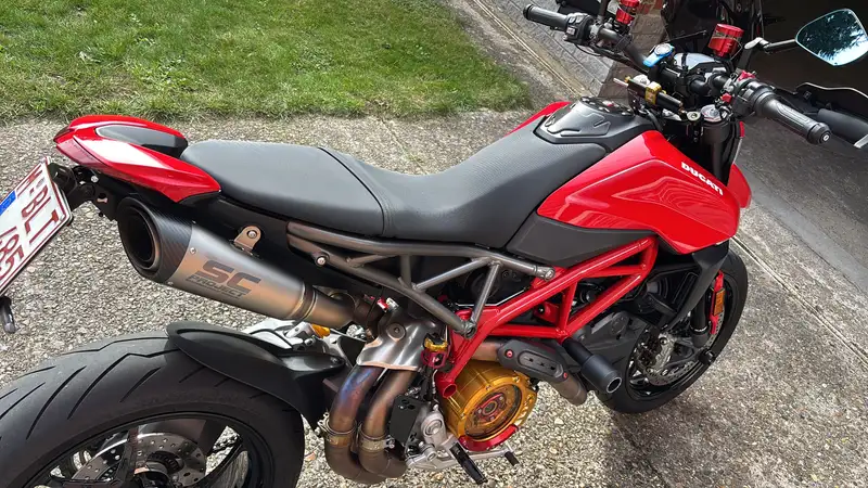 Ducati Hypermotard 950 - foto 4
