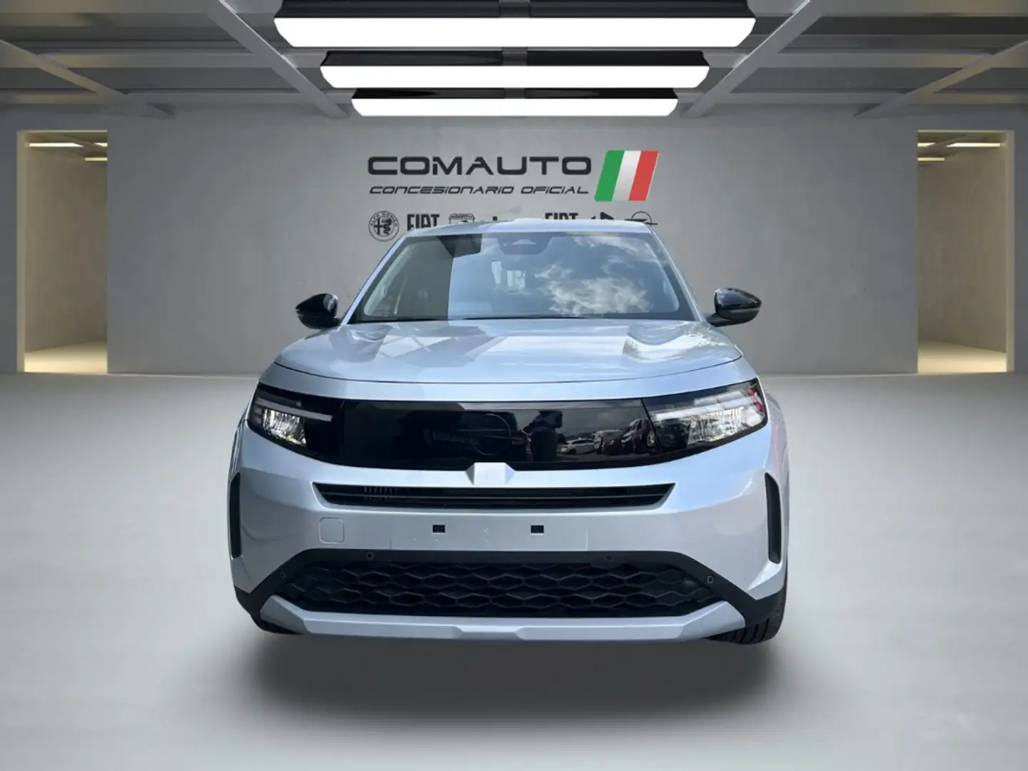 Opel Frontera 1.2T XHT Hybrid eDCT6 81kW GS Grau - 2
