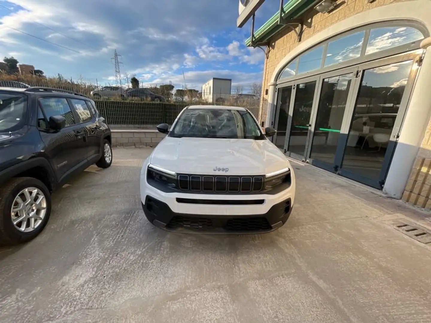 Jeep Avenger 1.2 Turbo Longitude - 2