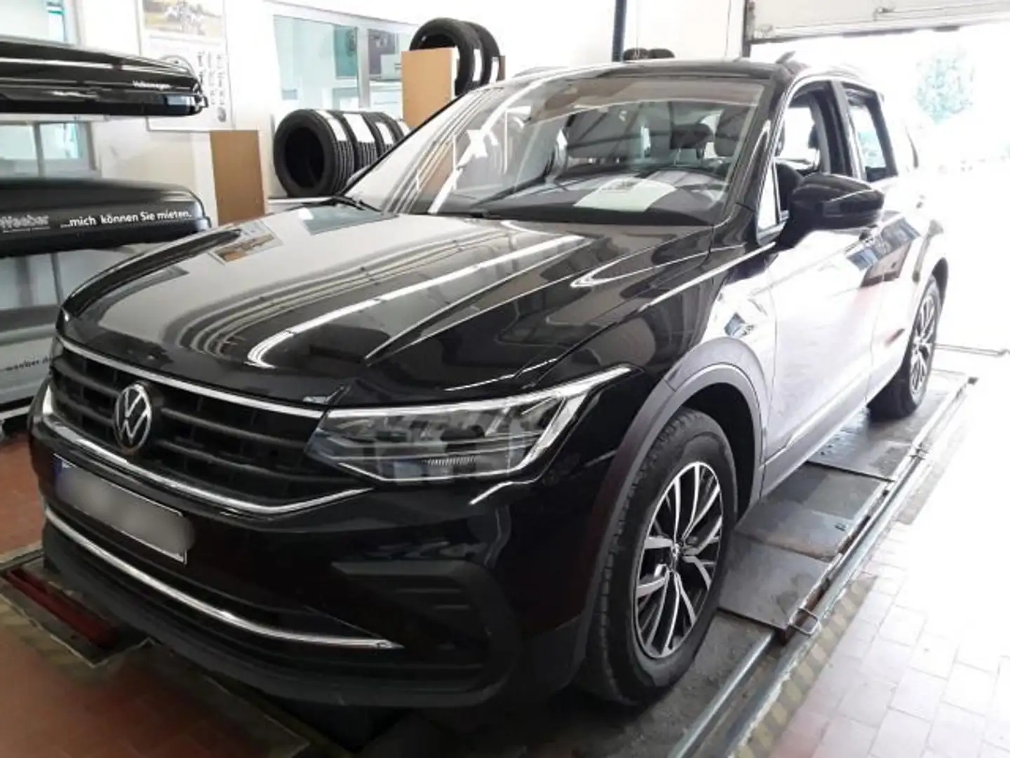 Volkswagen Tiguan 2.0 TDI DSG LIFE LED VIRTUAL NAVI LM17 Schwarz - 2