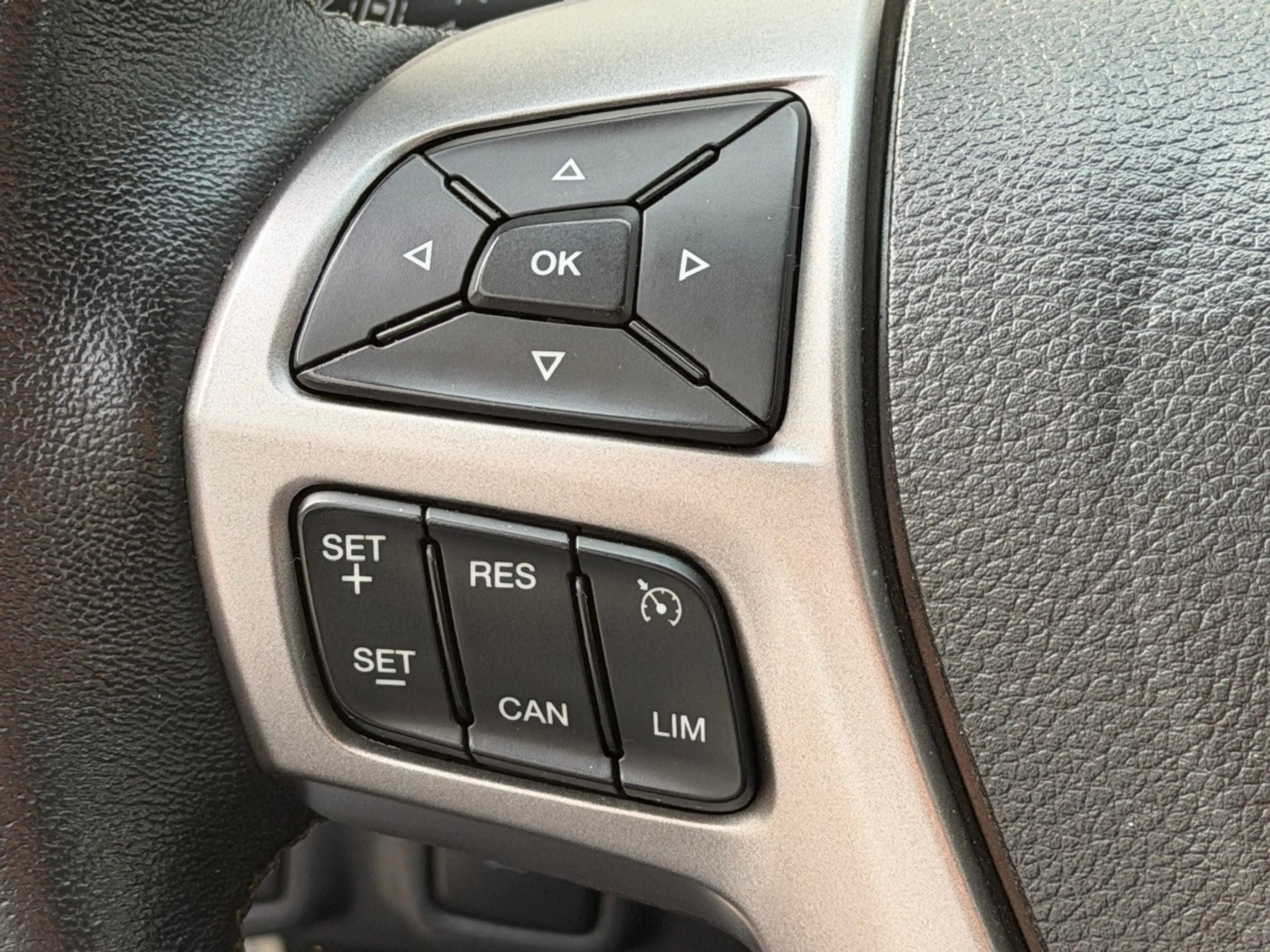 Ford Ranger 2,0 l EcoBlue XLT   RFK   Standheizung — photo 8