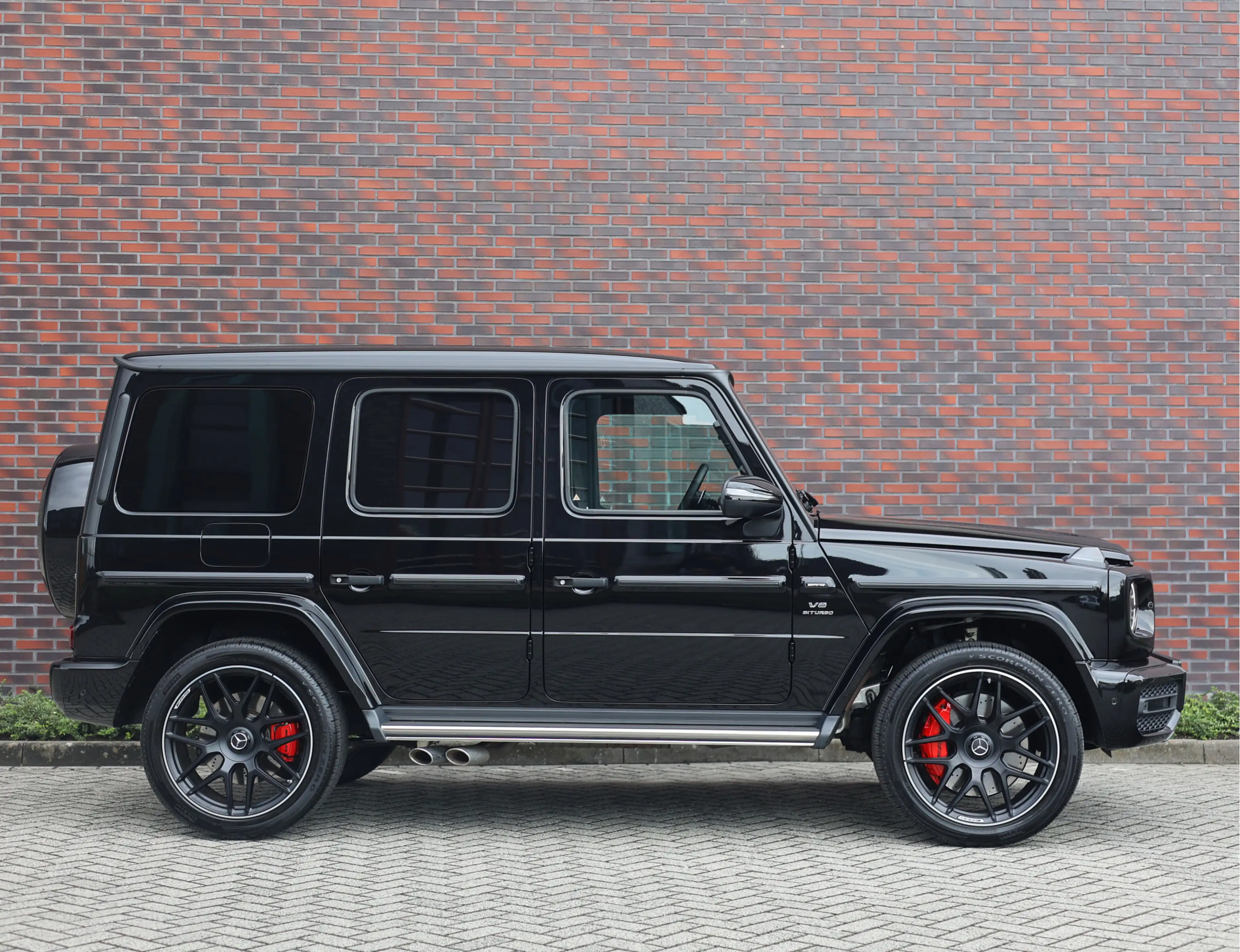 Mercedes-Benz G 63 AMG | Grijs kenteken - Pano - Burmester — photo 14