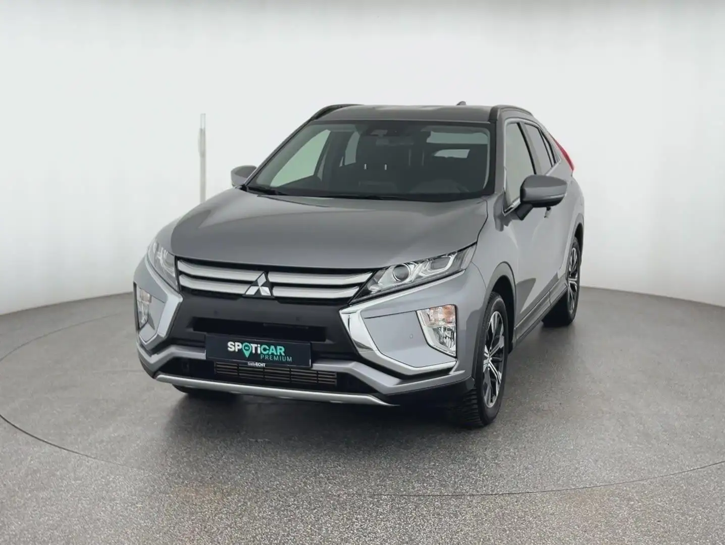 Mitsubishi Eclipse Cross Diamant 1.5 *SHZ*PDC*RFK*uvm Gris - 1