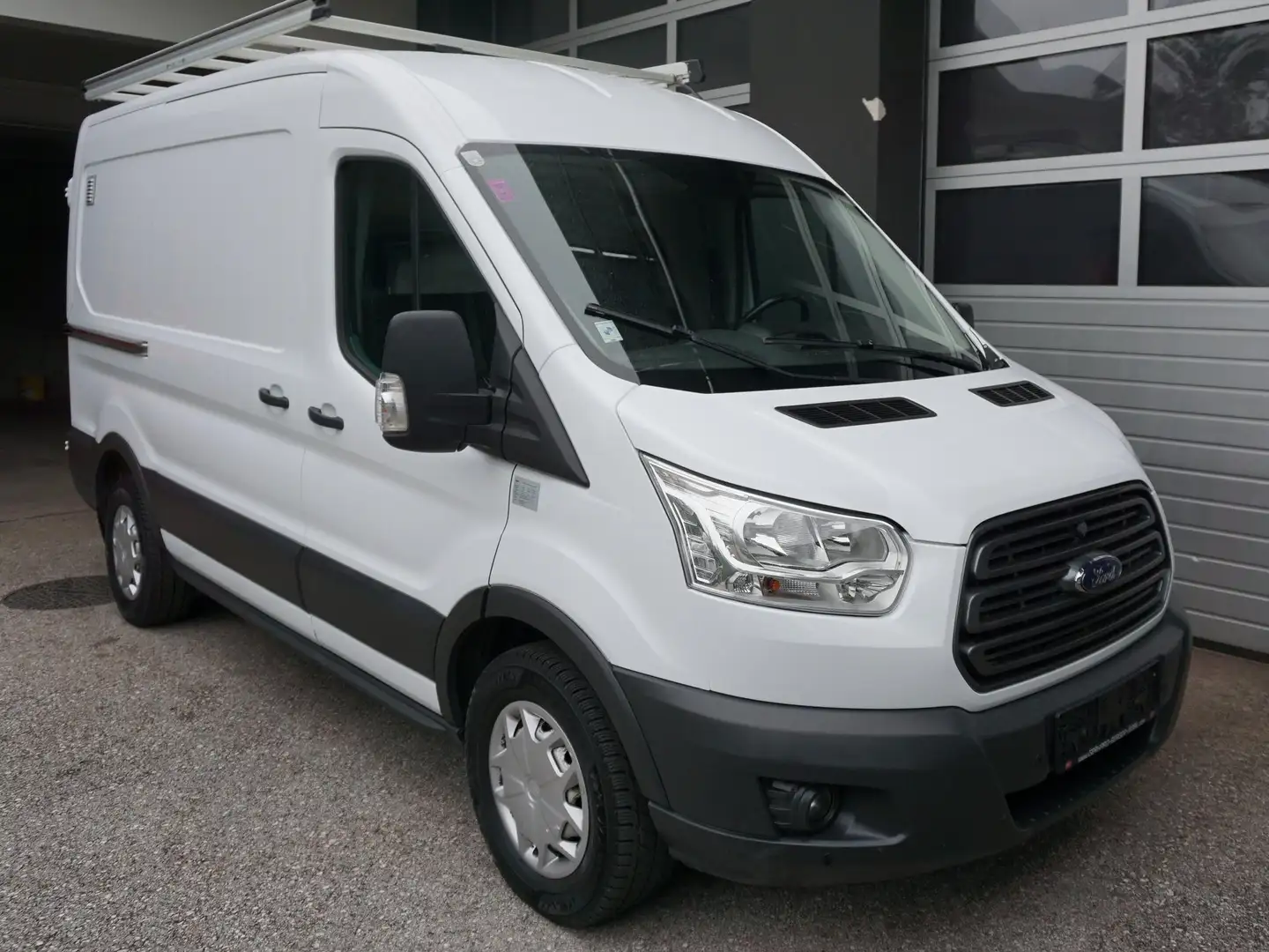 Ford Transit 350 L2 Trend Weiß - 1